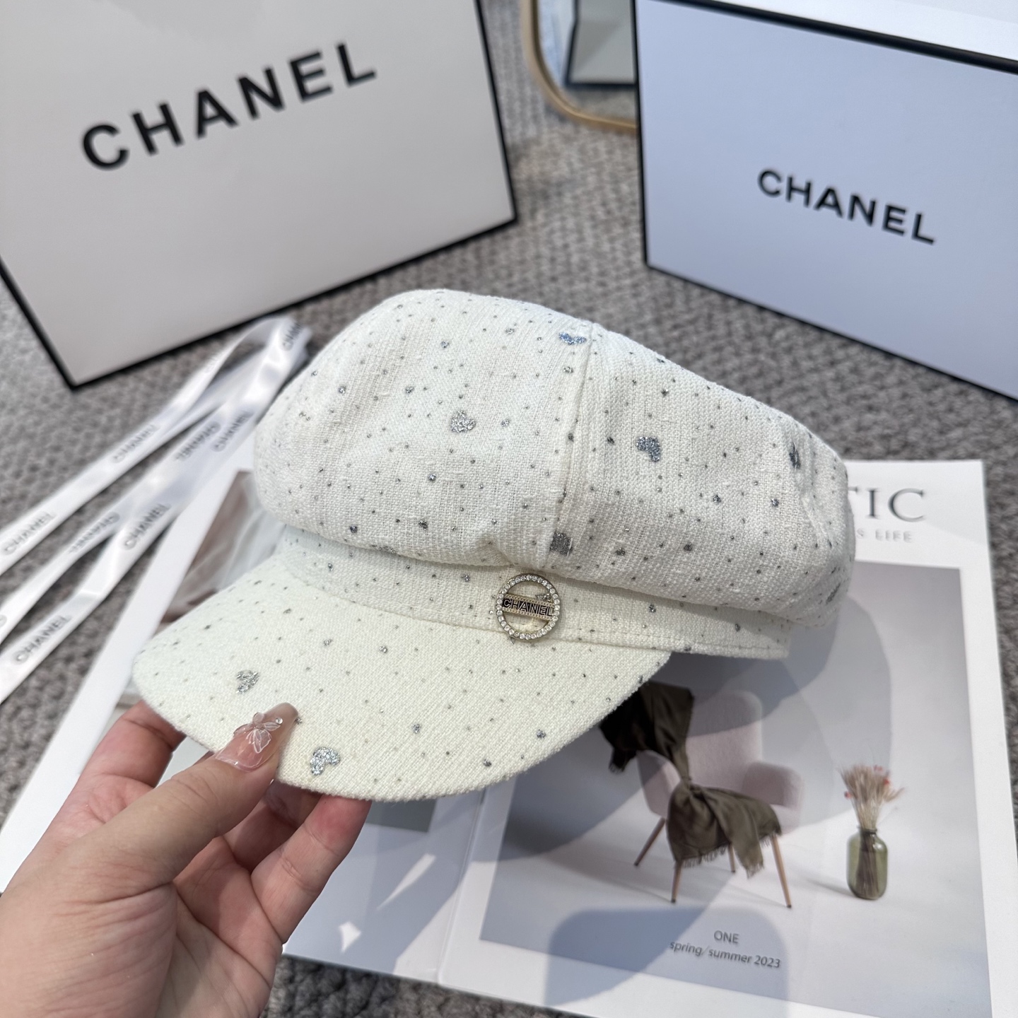  CHANEL 香奈儿 新款八角帽 ，高版本原单品质 简约经典logo，质感超级赞👍，精致大牌范，女神必