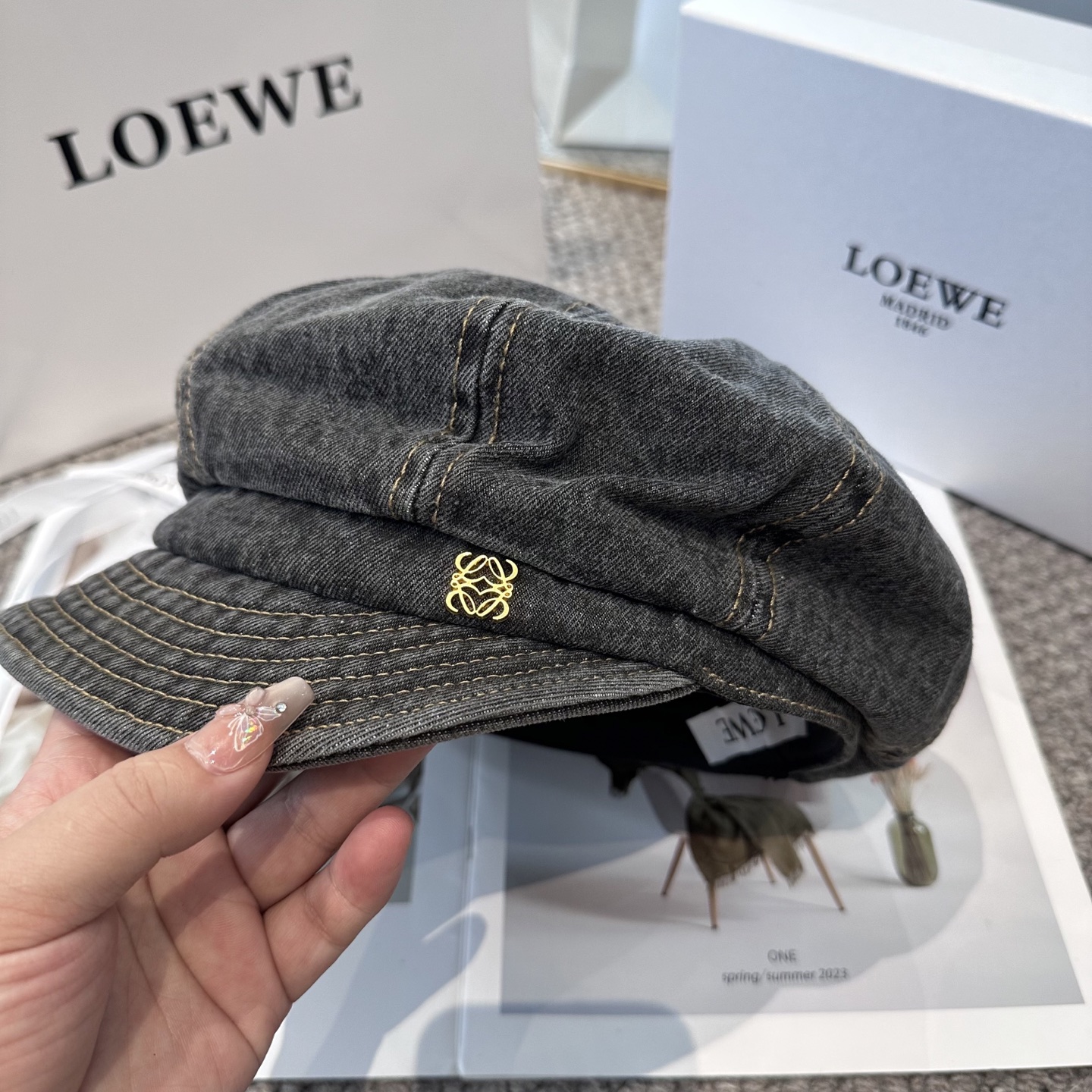  Loewe罗意威 新款复古水洗牛仔八角帽 ，高版本原单品质 简约经典logo，质感超级赞👍，精致大牌范