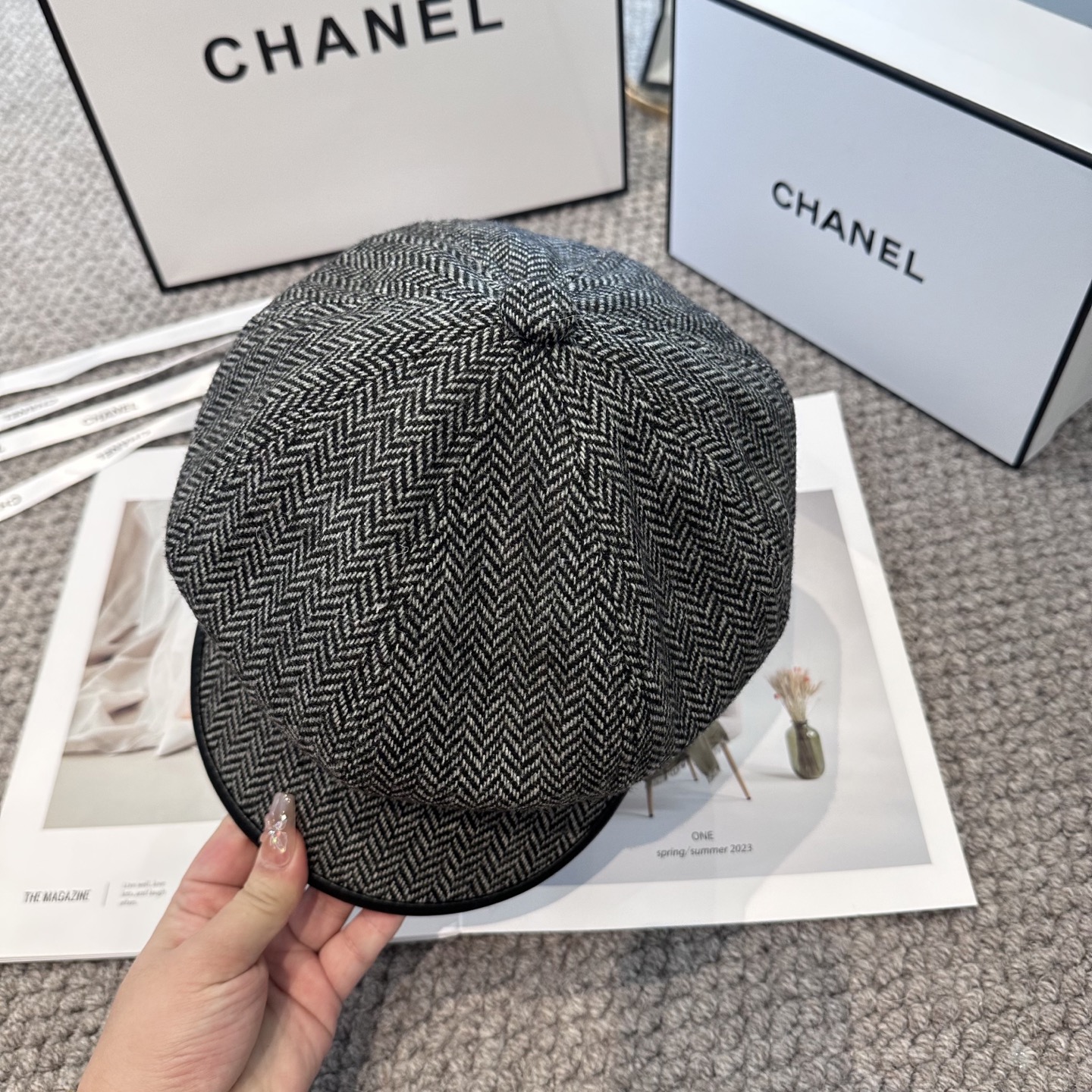 CHANEL 香奈儿 新款铆钉五角星⭐️八角帽 ，高版本原单品质 简约经典logo，质感超级赞👍，精致大