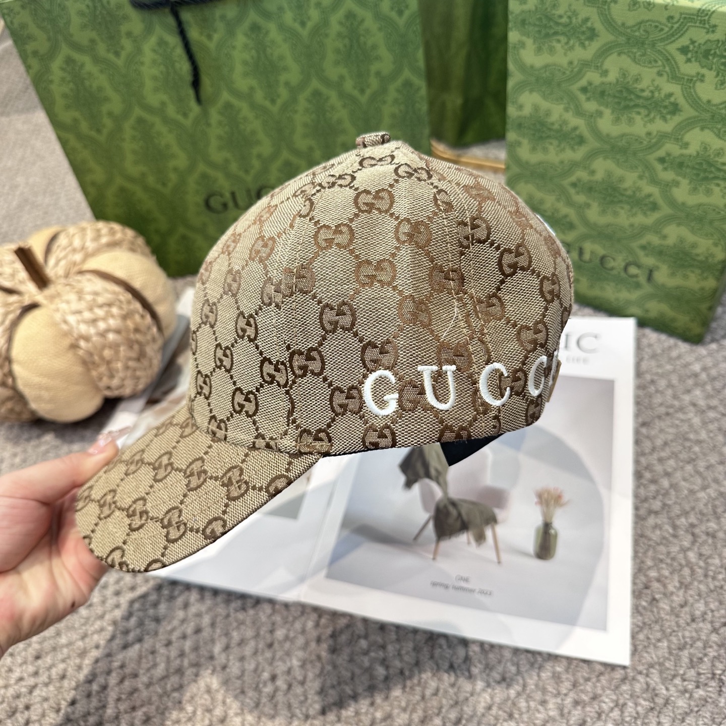  GUCCI古奇棒球帽2025新款gg提花 工艺非常精美 高档大气上档次！低调奢华，方便携带！