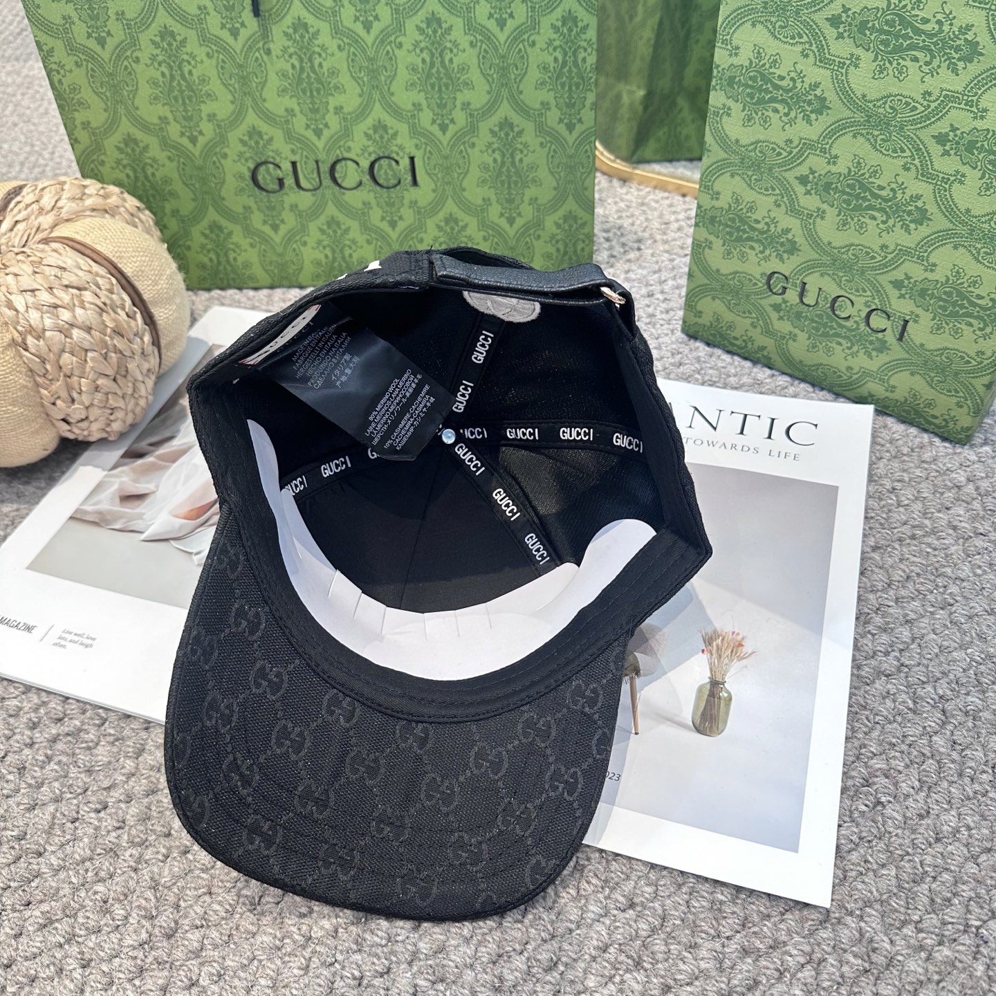  GUCCI古奇棒球帽2025新款gg提花 工艺非常精美 高档大气上档次！低调奢华，方便携带！