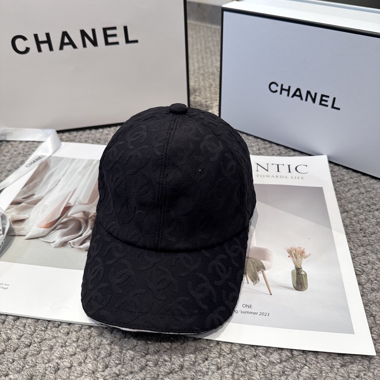 【CHANEL香奈儿】新款高级感唯美纹路小香风鸭舌帽 ，遮阳又超好搭配，出街单品 高货版本原单品质👄