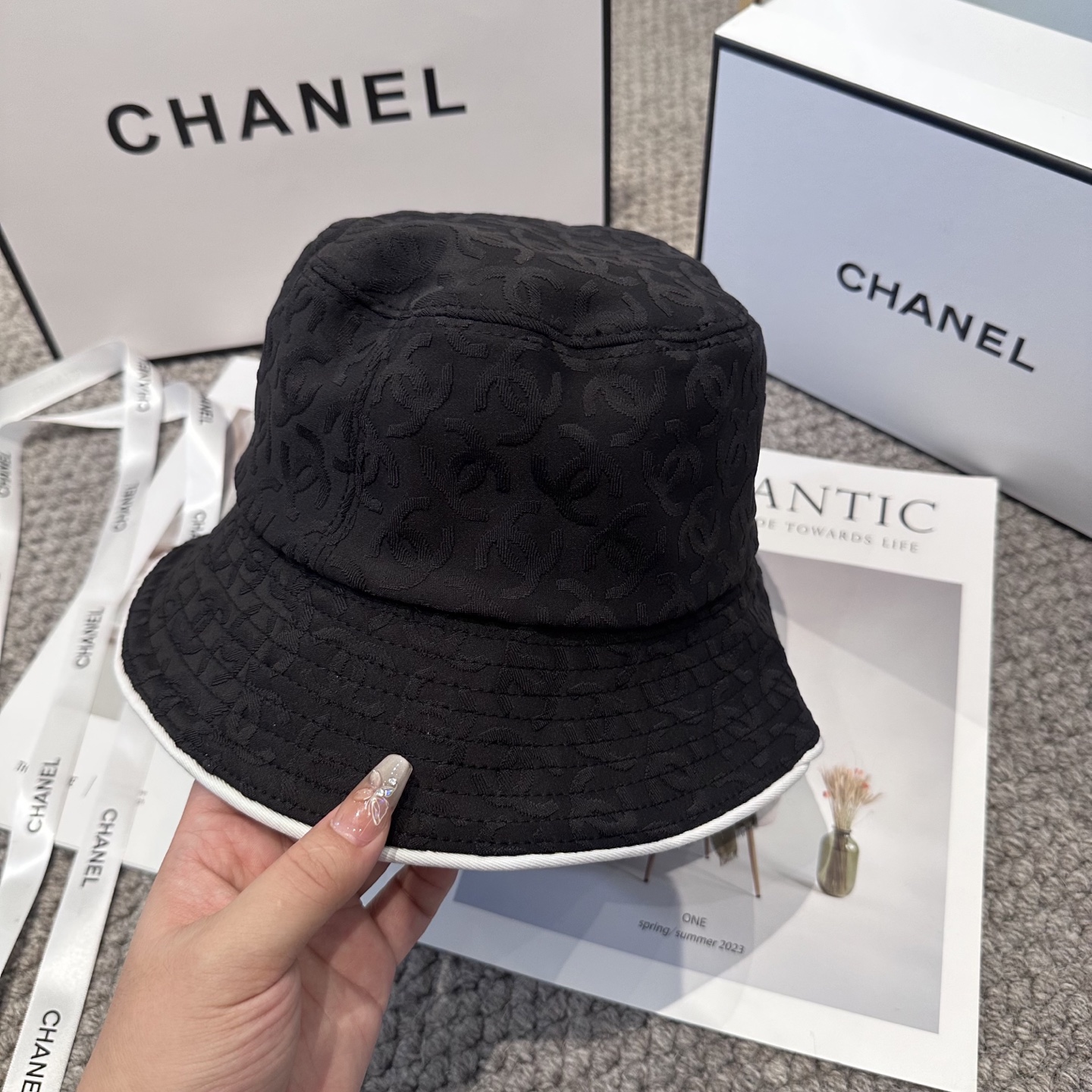 【CHANEL香奈儿】新款高级感唯美小香风渔夫帽，遮阳又超好搭配，出街单品 高货版本原单品质👄