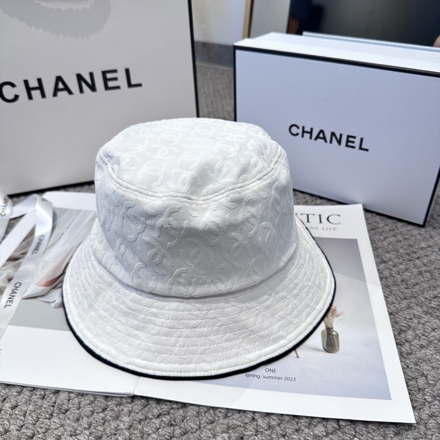 【CHANEL香奈儿】新款高级感唯美小香风渔夫帽，遮阳又超好搭配，出街单品 高货版本原单品质👄