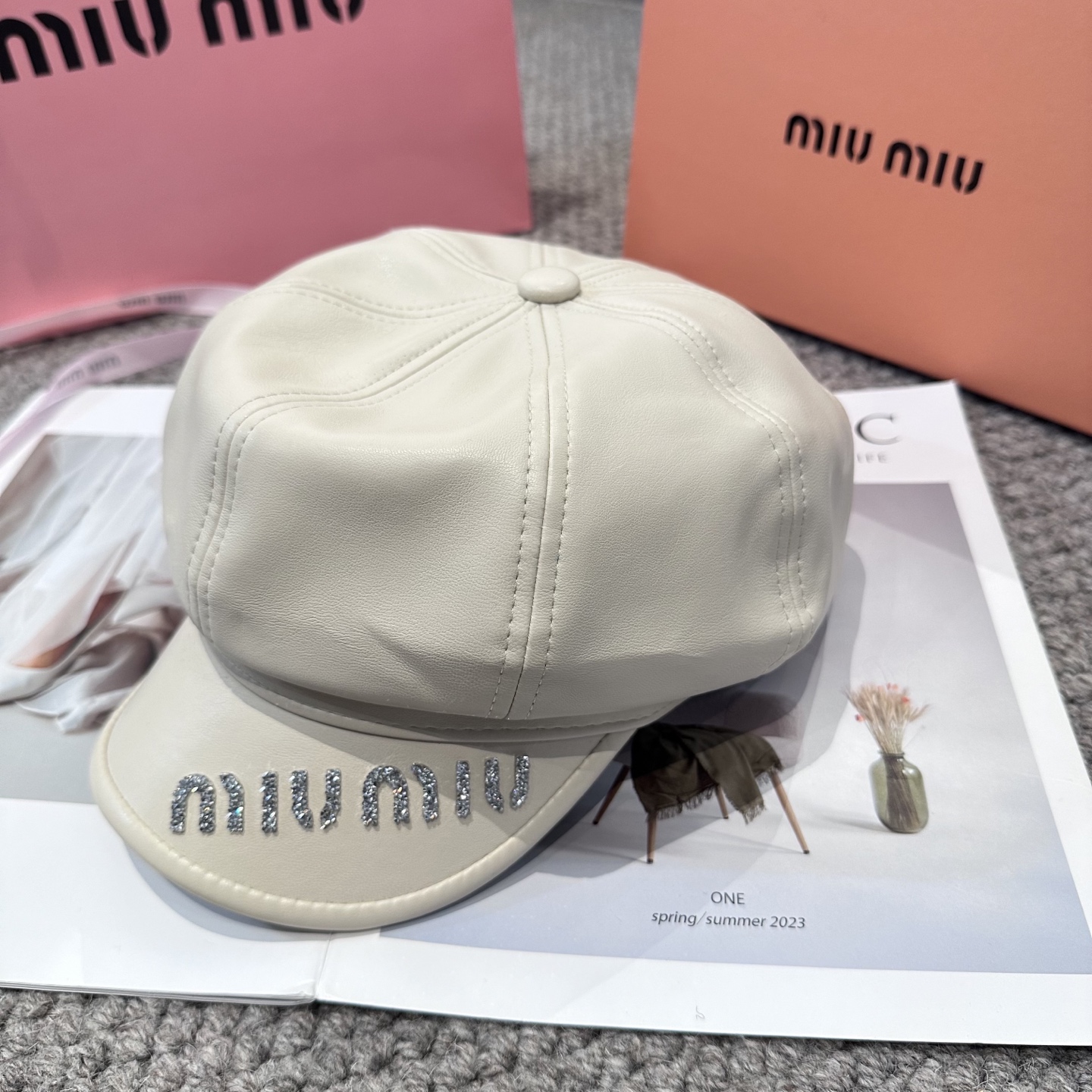  miumiu缪缪 新款贝雷帽女秋冬百搭辣妹个性显脸小 不挑人的帽型 