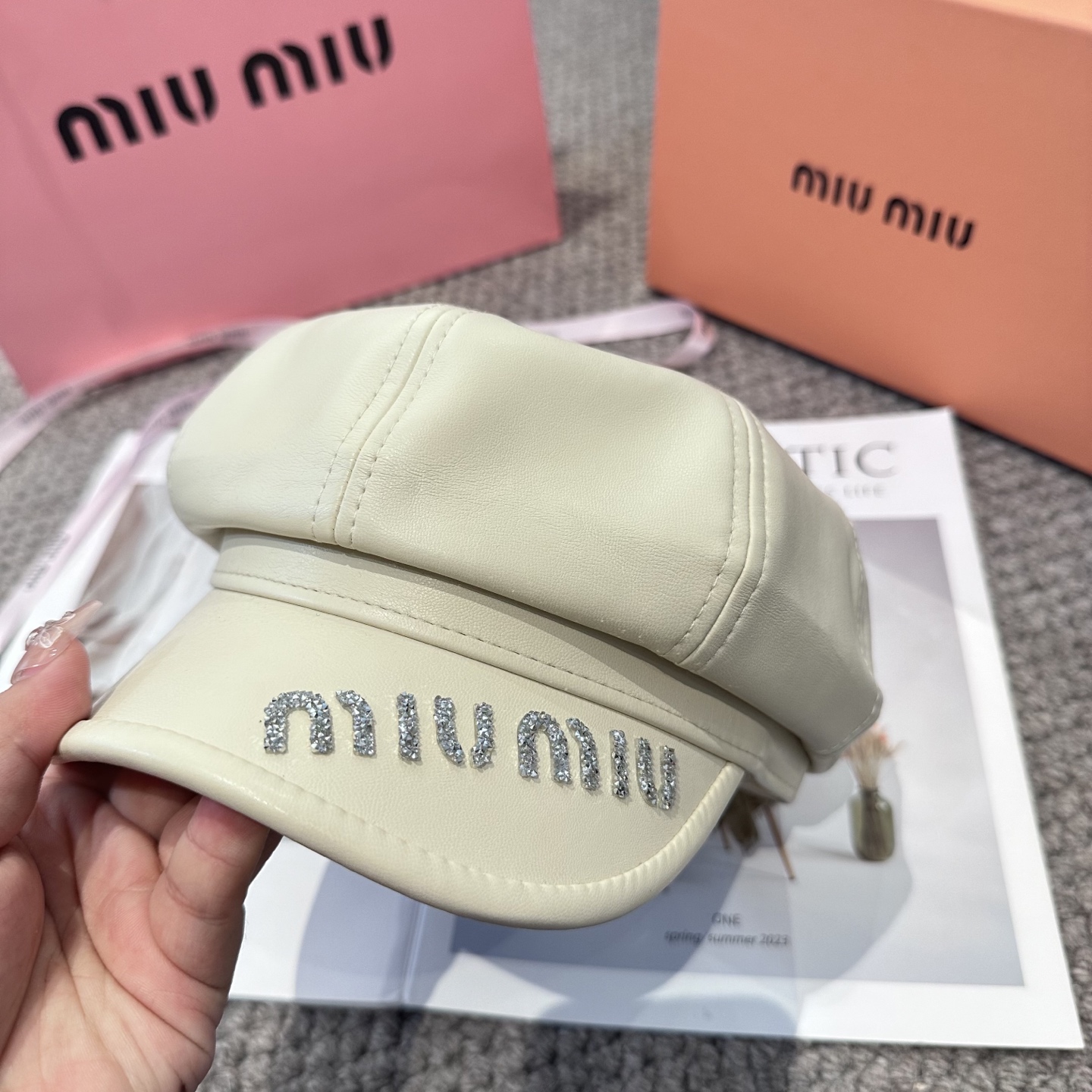  miumiu缪缪 新款贝雷帽女秋冬百搭辣妹个性显脸小 不挑人的帽型 