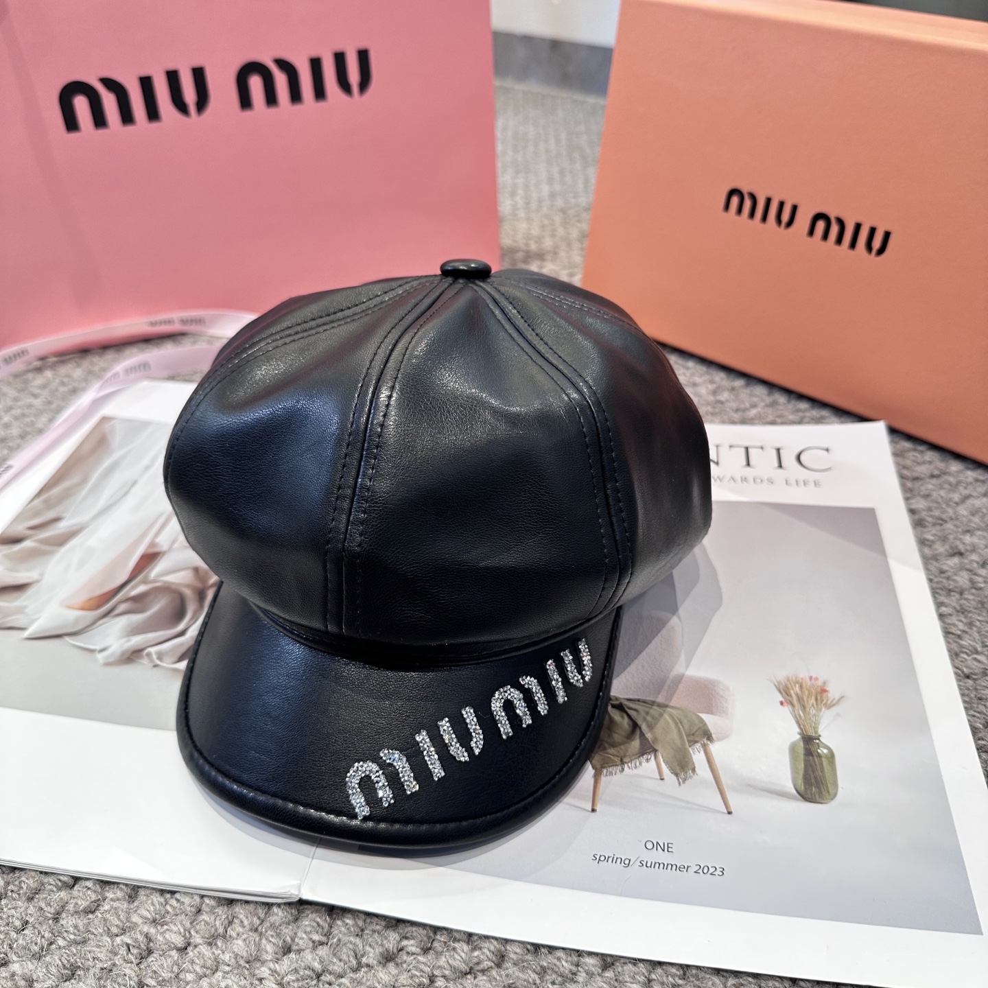  miumiu缪缪  新款贝雷帽女秋冬百搭辣妹个性显脸小 不挑人的帽型 