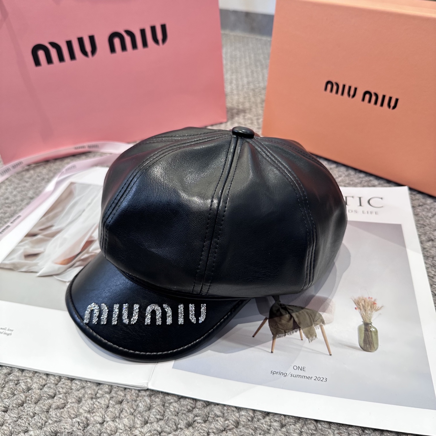  miumiu缪缪  新款贝雷帽女秋冬百搭辣妹个性显脸小 不挑人的帽型 