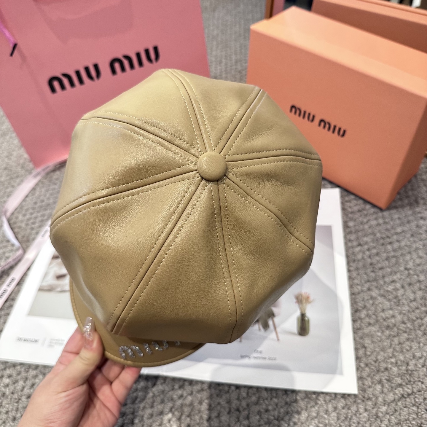  miumiu缪缪 新款贝雷帽女秋冬百搭辣妹个性显脸小 不挑人的帽型 