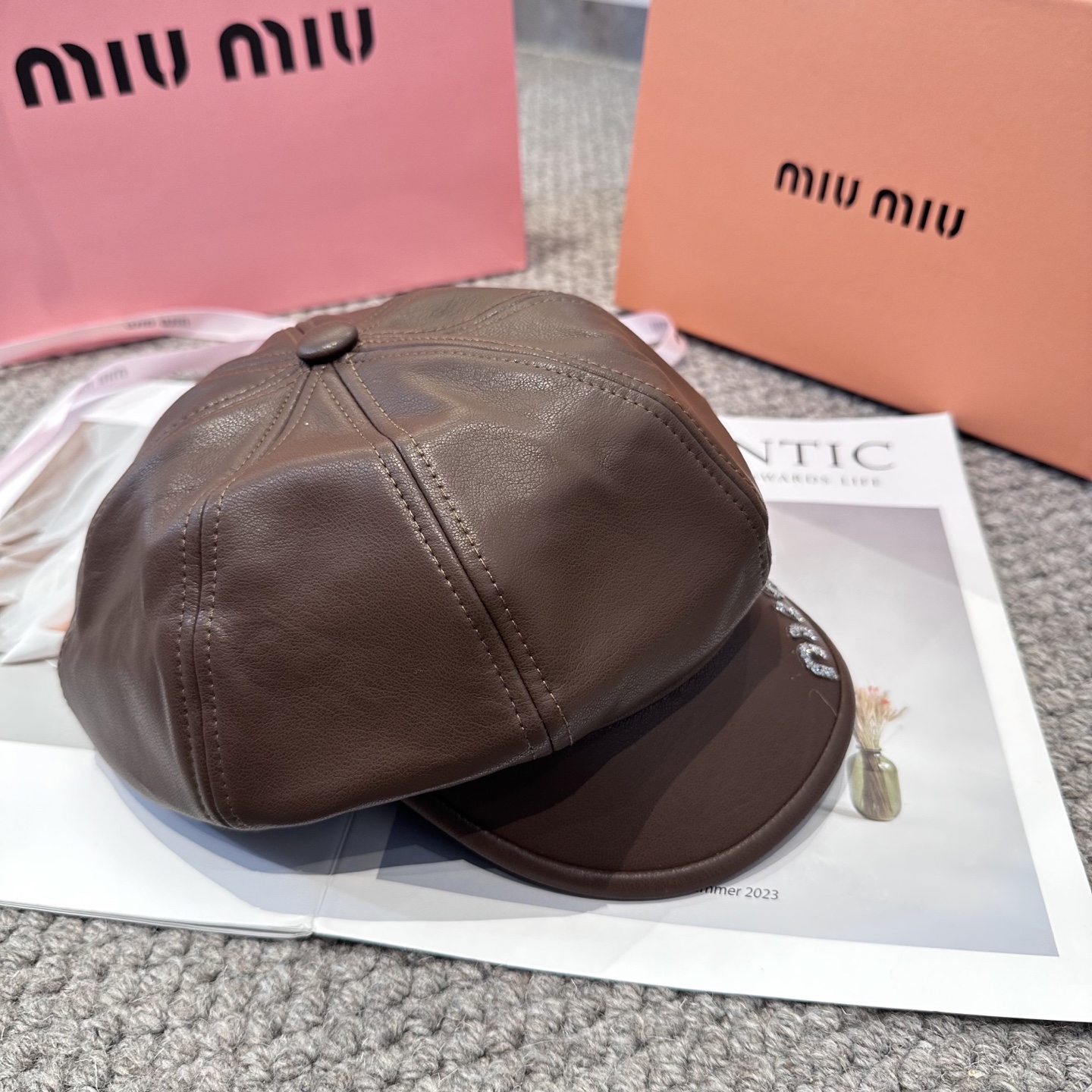  miumiu缪缪 新款贝雷帽女秋冬百搭辣妹个性显脸小 不挑人的帽型 