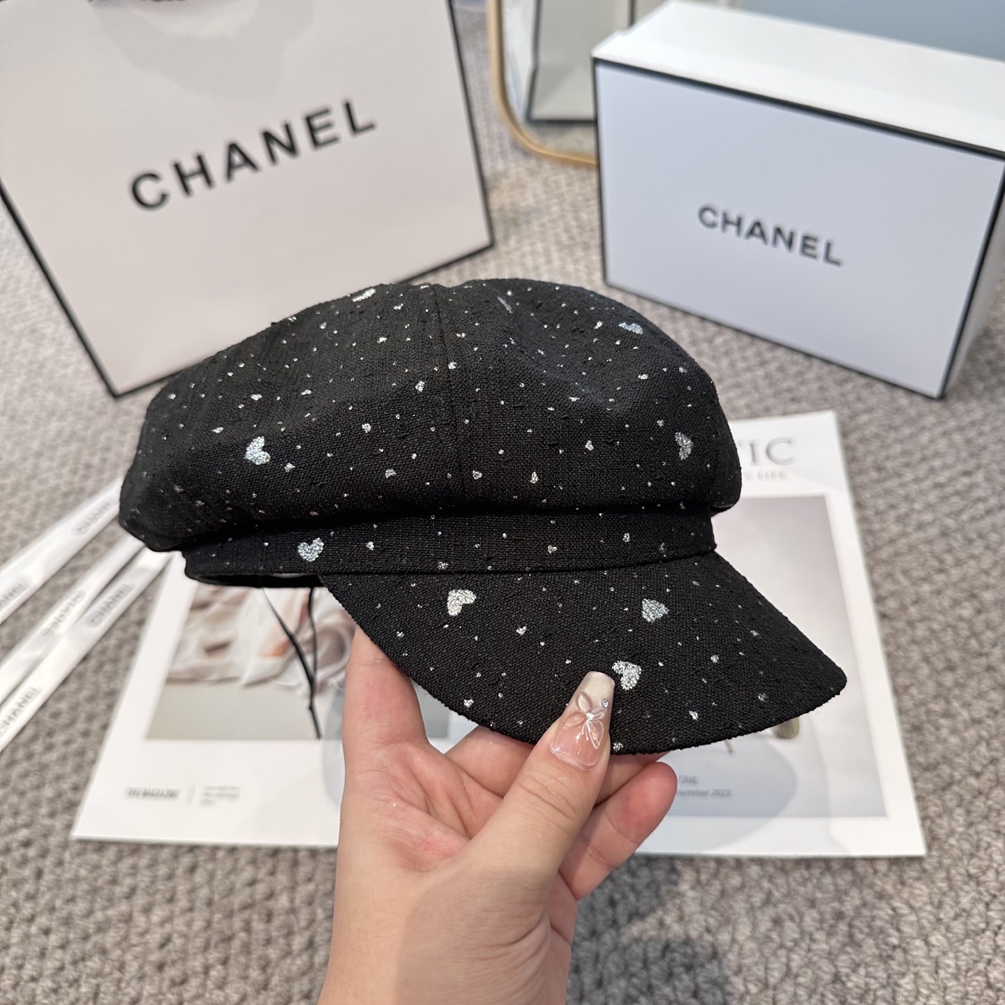  CHANEL 香奈儿 新款八角帽 ，高版本原单品质 简约经典logo，质感超级赞👍，精致大牌范，女神必
