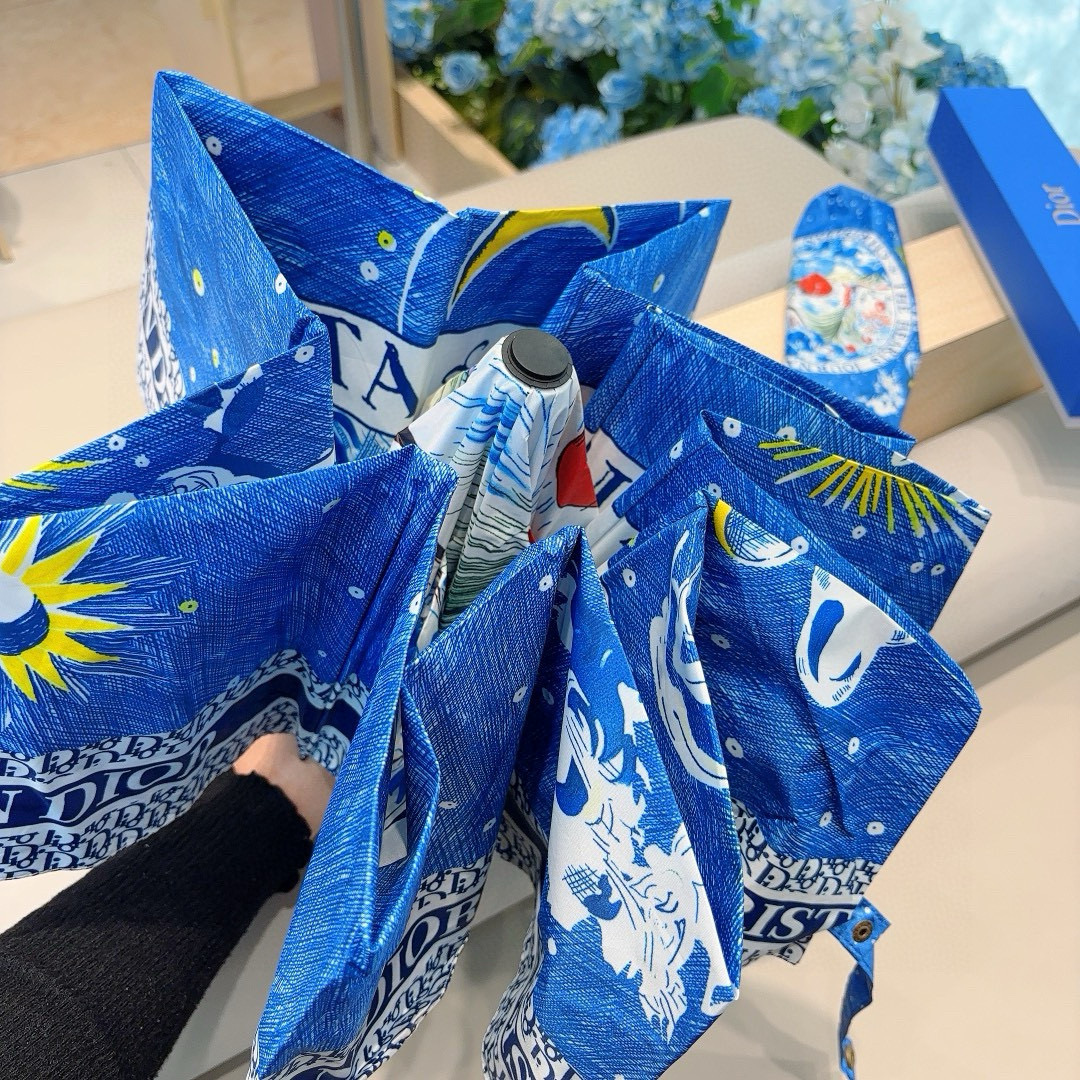  DIOR（迪奥）三折自动折叠晴雨伞  时尚原单代工品质 细节精致 看得见的品质 打破一成不变 色泽纯正