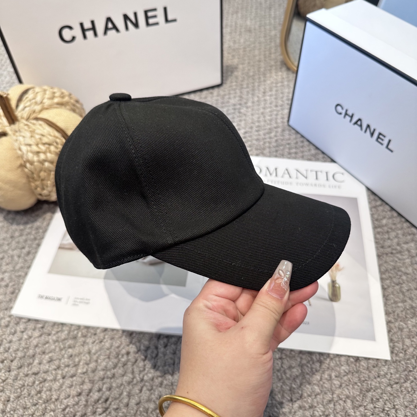 CHANEL香奈儿 新款别针内花 简约刺绣logo棒球帽，新款出货，大牌款超好搭配，赶紧入手！3色
