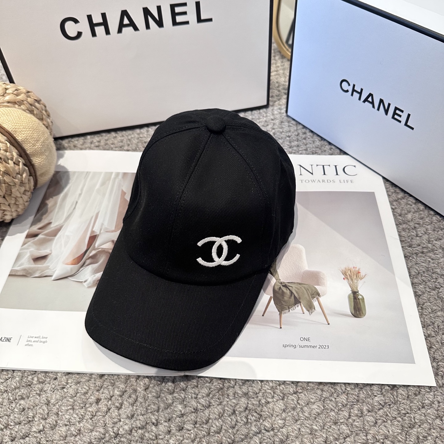 CHANEL香奈儿 新款别针内花 简约刺绣logo棒球帽，新款出货，大牌款超好搭配，赶紧入手！3色
