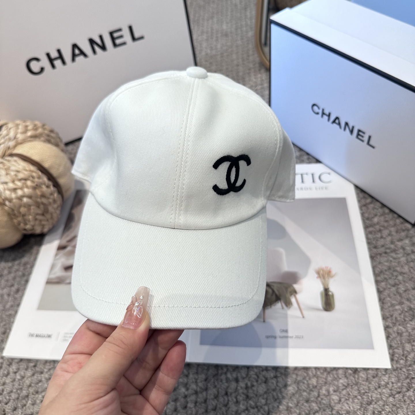 CHANEL香奈儿 新款别针内花 简约刺绣logo棒球帽，新款出货，大牌款超好搭配，赶紧入手！3色