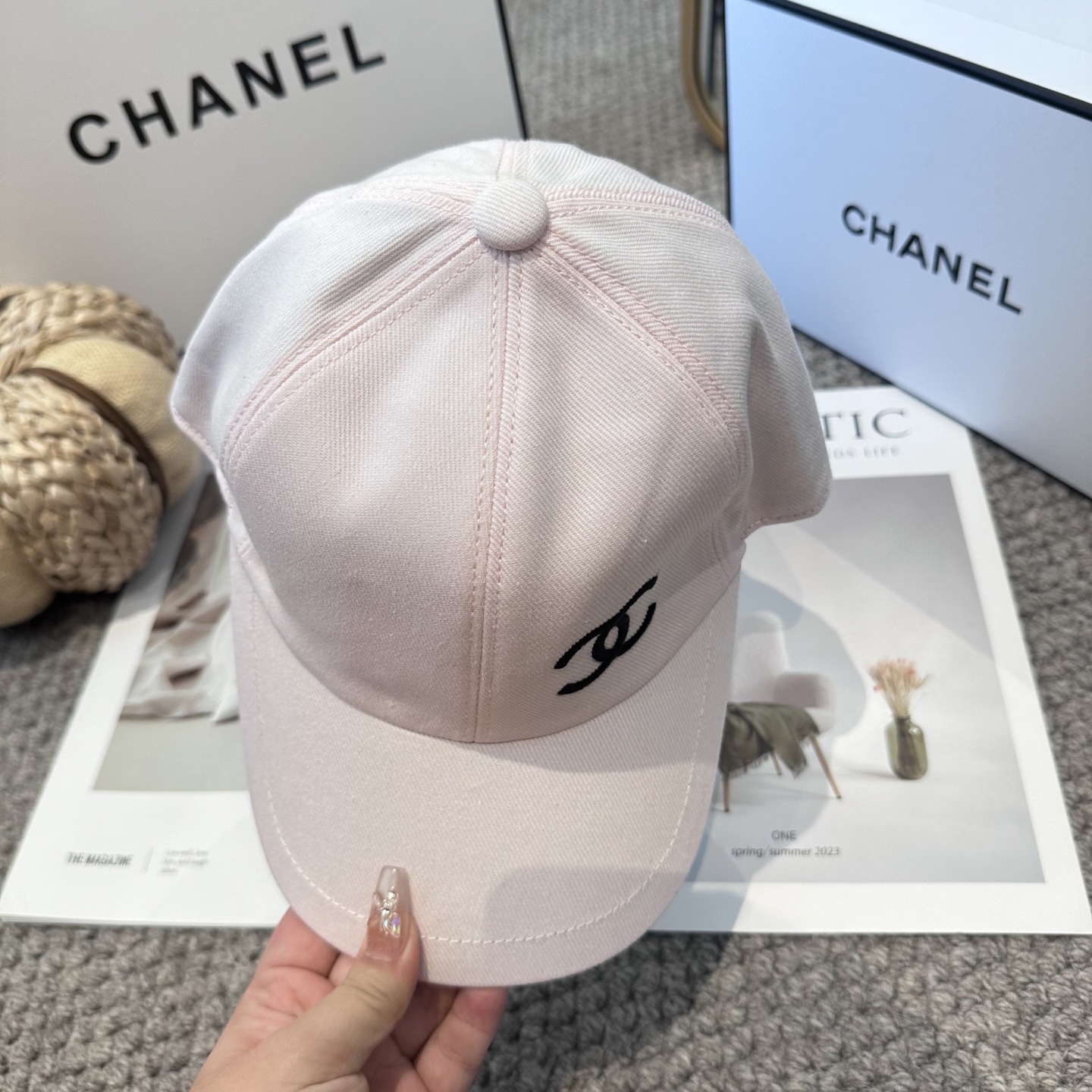 CHANEL香奈儿 新款别针内花 简约刺绣logo棒球帽，新款出货，大牌款超好搭配，赶紧入手！3色