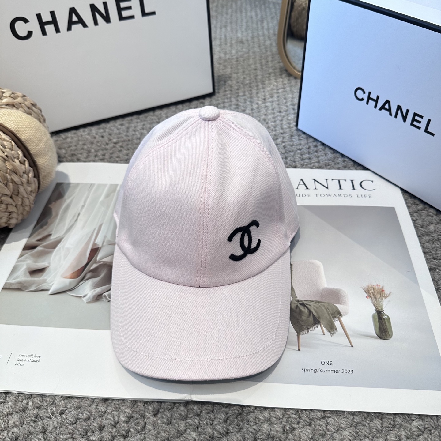 CHANEL香奈儿 新款别针内花 简约刺绣logo棒球帽，新款出货，大牌款超好搭配，赶紧入手！3色