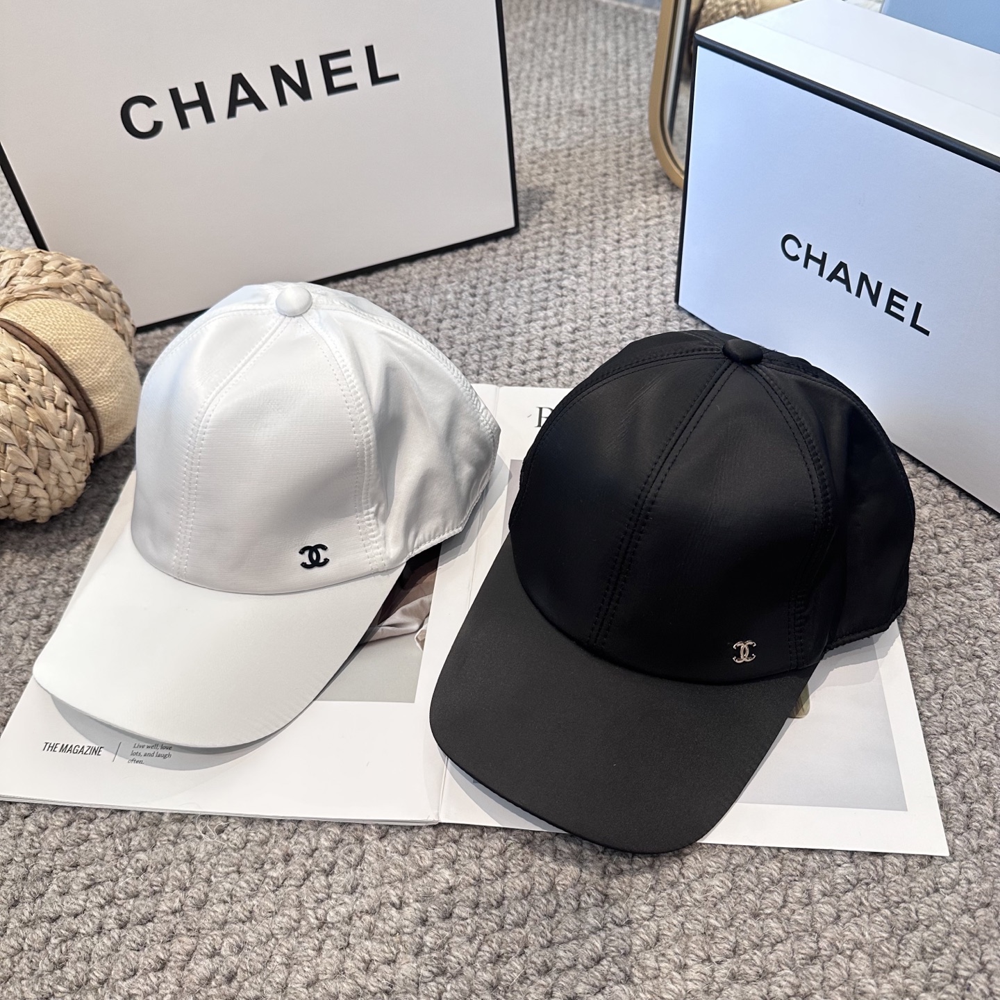 CHANEL香奈儿 新款珍珠尾扣 简约刺绣logo棒球帽，新款出货，大牌款超好搭配，赶紧入手！