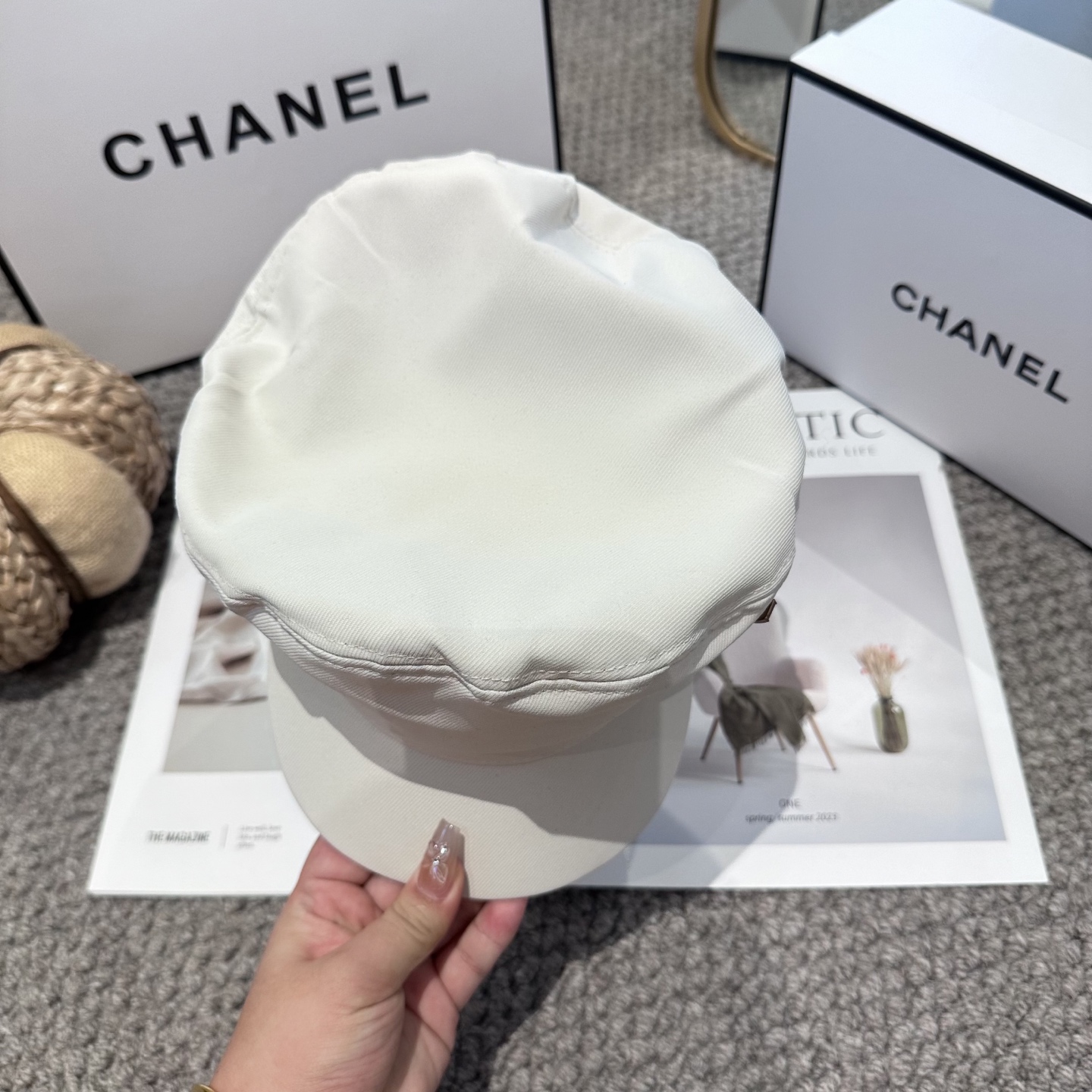  CHANEL 香奈儿 新款军帽 ，简约经典logo，质感超级赞👍，精致大牌范，女神必备神器 3色