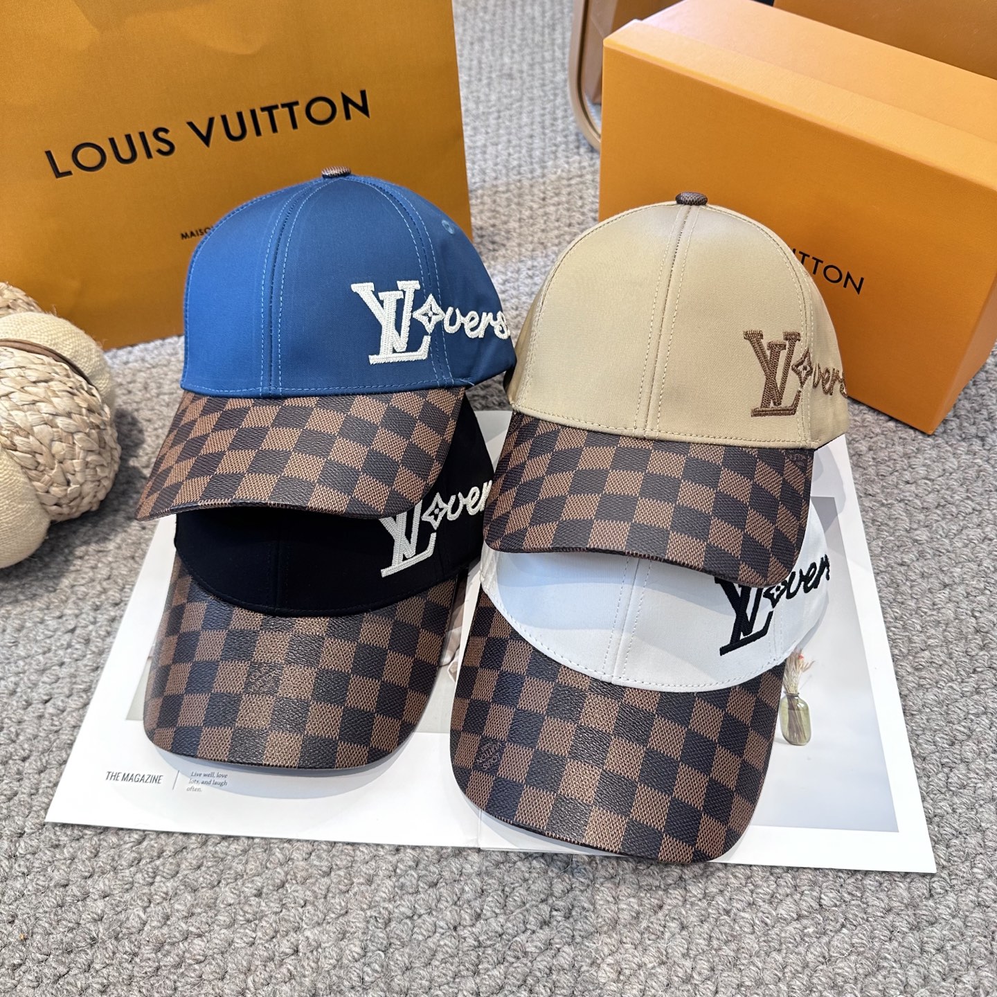 🧢路易威登棒球帽 LouisVuitton😍新款棋盘格棒球帽，重工打造♥️高端大气，百搭款🤗男女通用！