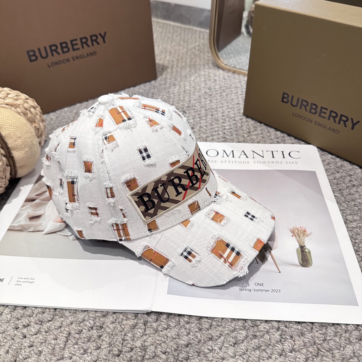  巴宝莉BURBERRY官网同步上线 韩版新款英伦风定制款11原单品质 男女通用棒球帽 美邦工艺 高版品