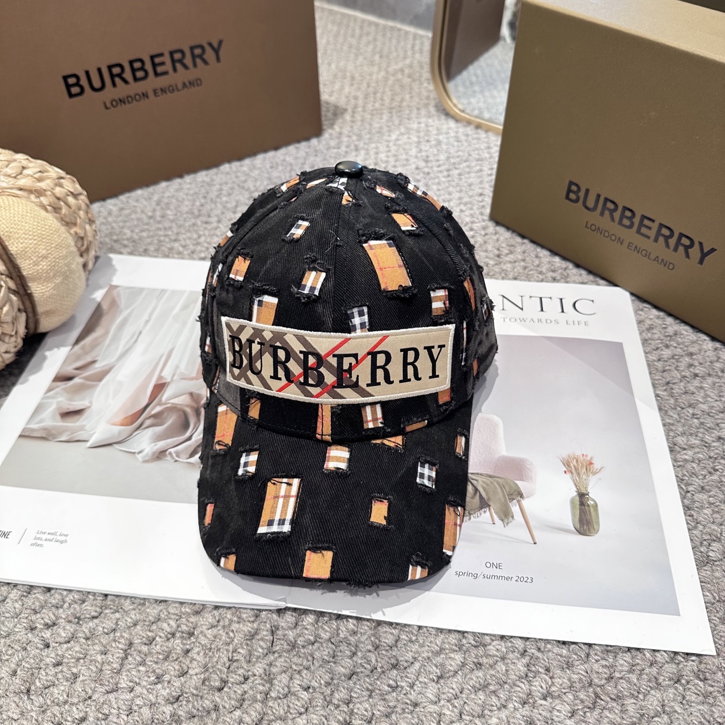  巴宝莉BURBERRY官网同步上线 韩版新款英伦风定制款11原单品质 男女通用棒球帽 美邦工艺 高版品