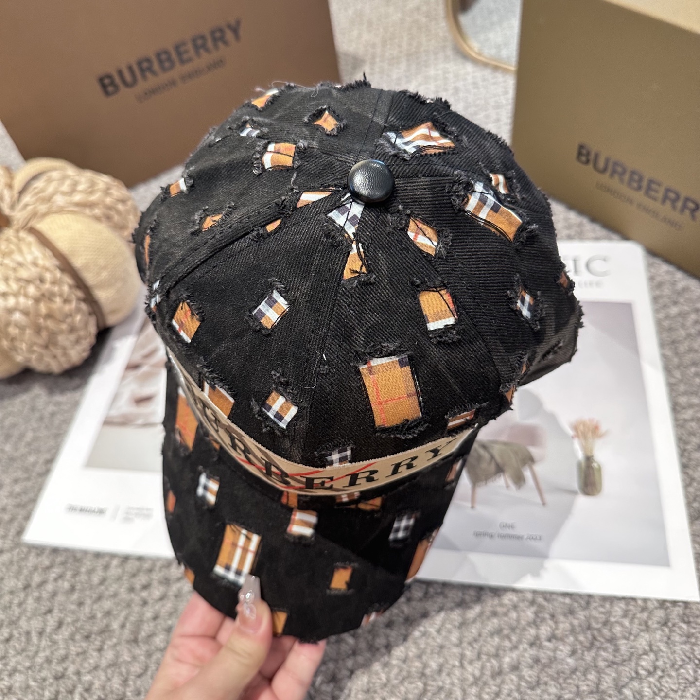  巴宝莉BURBERRY官网同步上线 韩版新款英伦风定制款11原单品质 男女通用棒球帽 美邦工艺 高版品