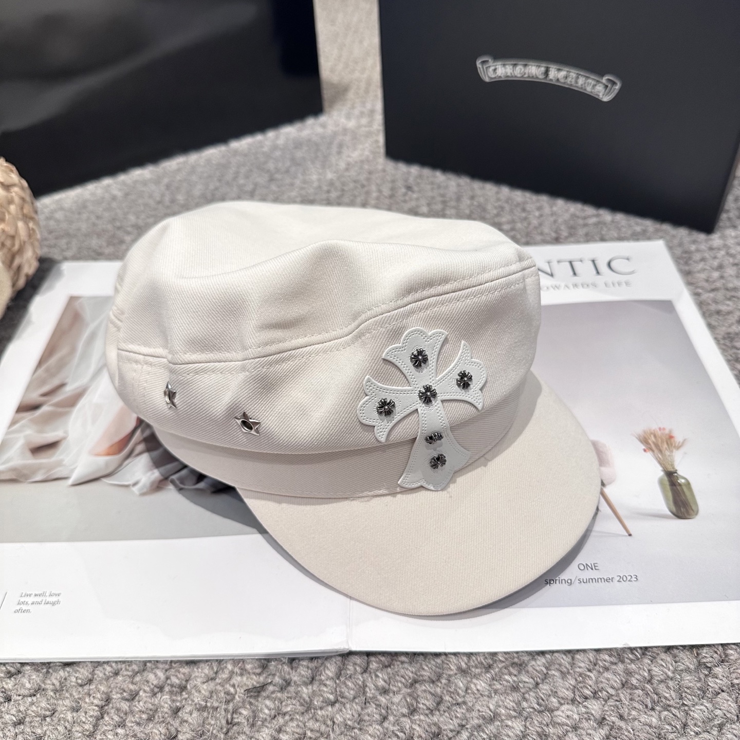  Chrome Hearts 克罗心💓新款秋冬时尚设计百搭军帽，谁带谁好看👄