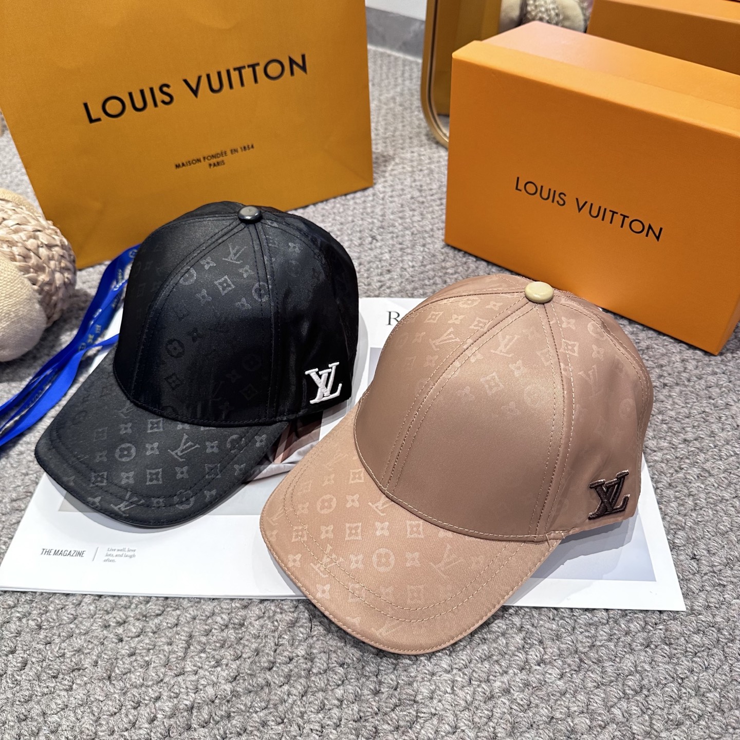 🧢路易威登棒球帽 LouisVuitton😍新款LV棒球帽，重工打造♥️高端大气，百搭款🤗男女通用！