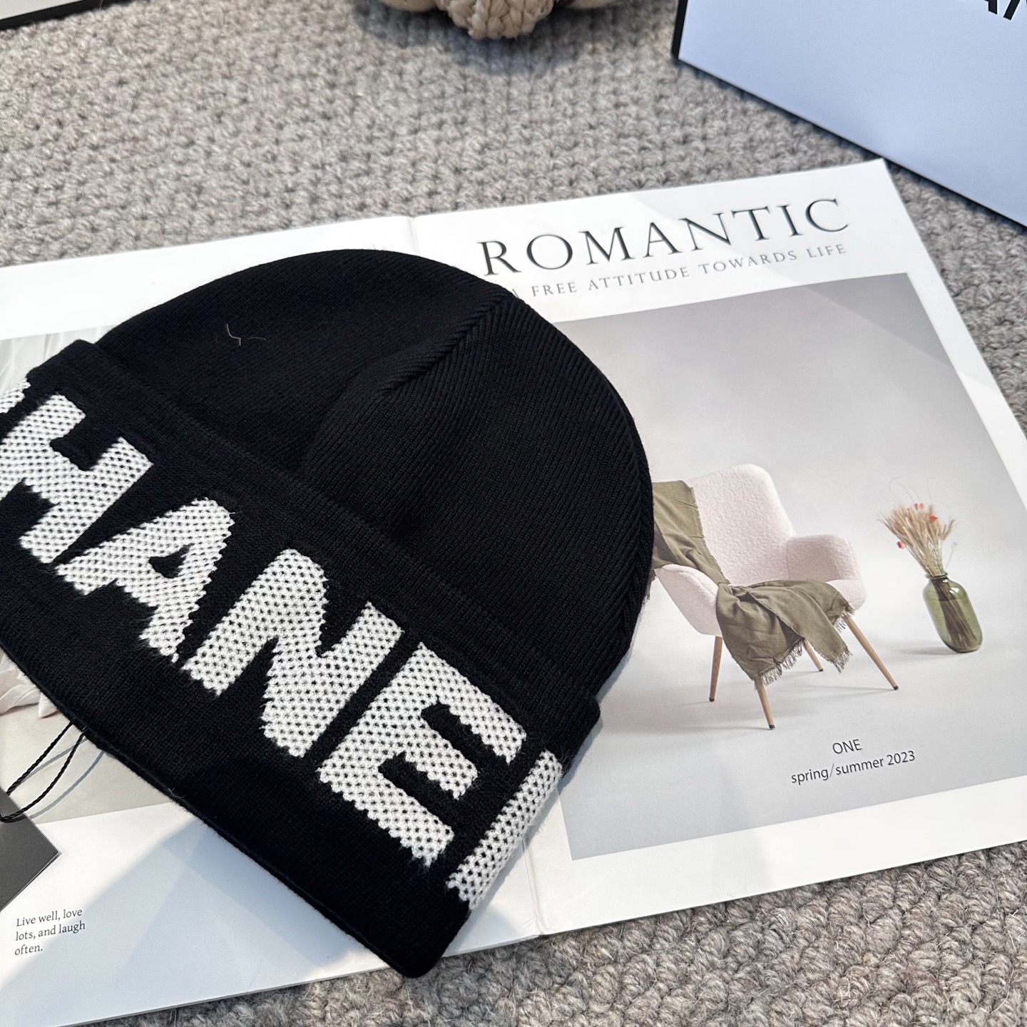  Chanel官网品质香奈儿秋冬网红时尚博主推荐款毛线帽，小红书爆款，手感超柔软舒适的针织线帽，弹性极佳