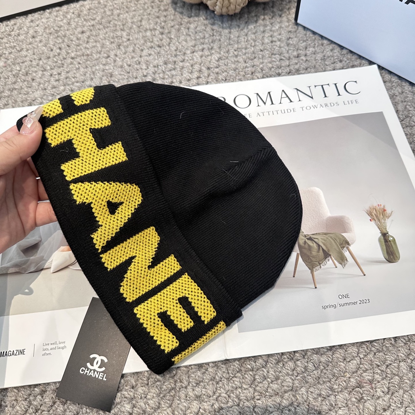  Chanel官网品质香奈儿秋冬网红时尚博主推荐款毛线帽，小红书爆款，手感超柔软舒适的针织线帽，弹性极佳