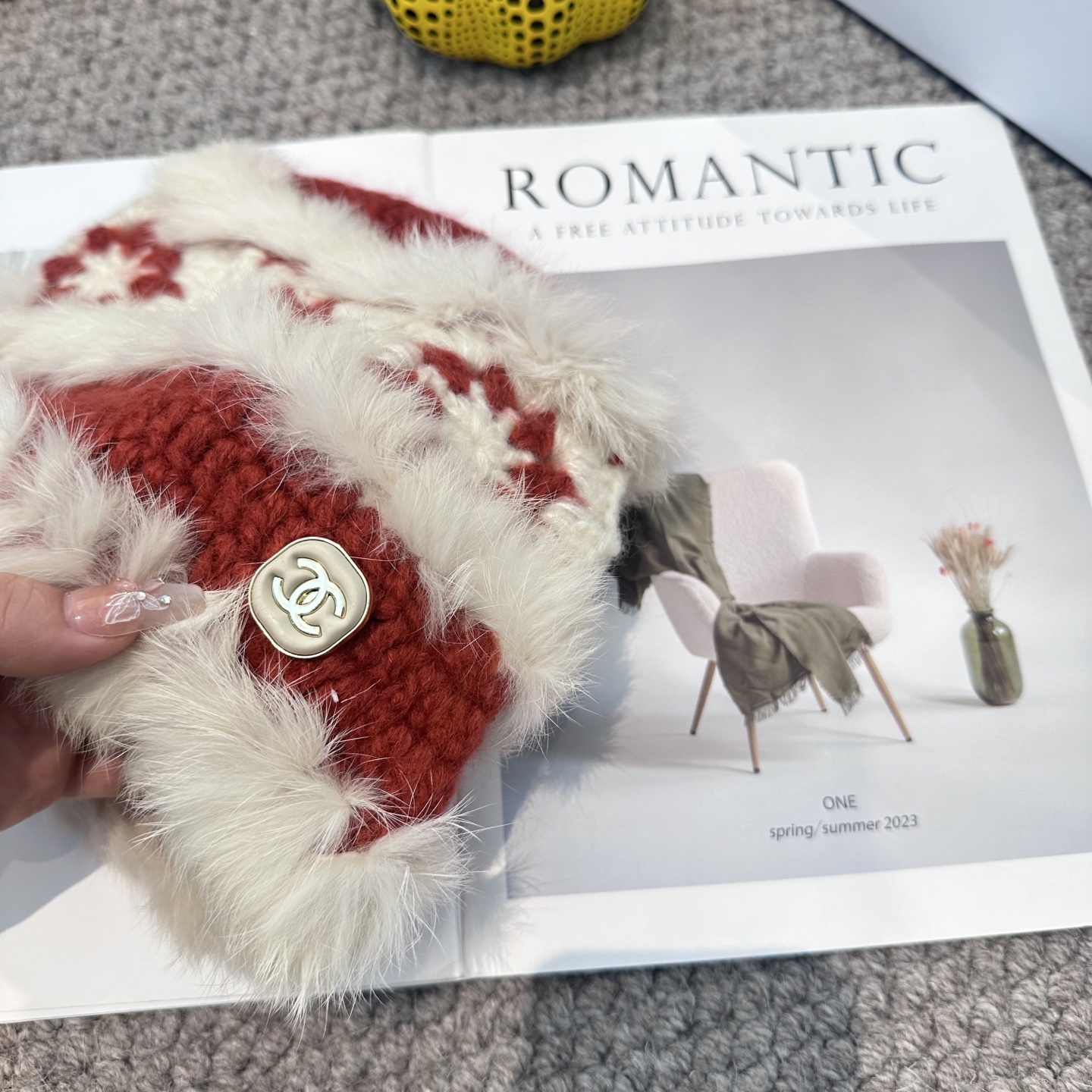  Chanel香奈儿新款 高品质香奈儿秋冬时尚潮品 手感超柔软舒适的针织线帽，弹性极佳！