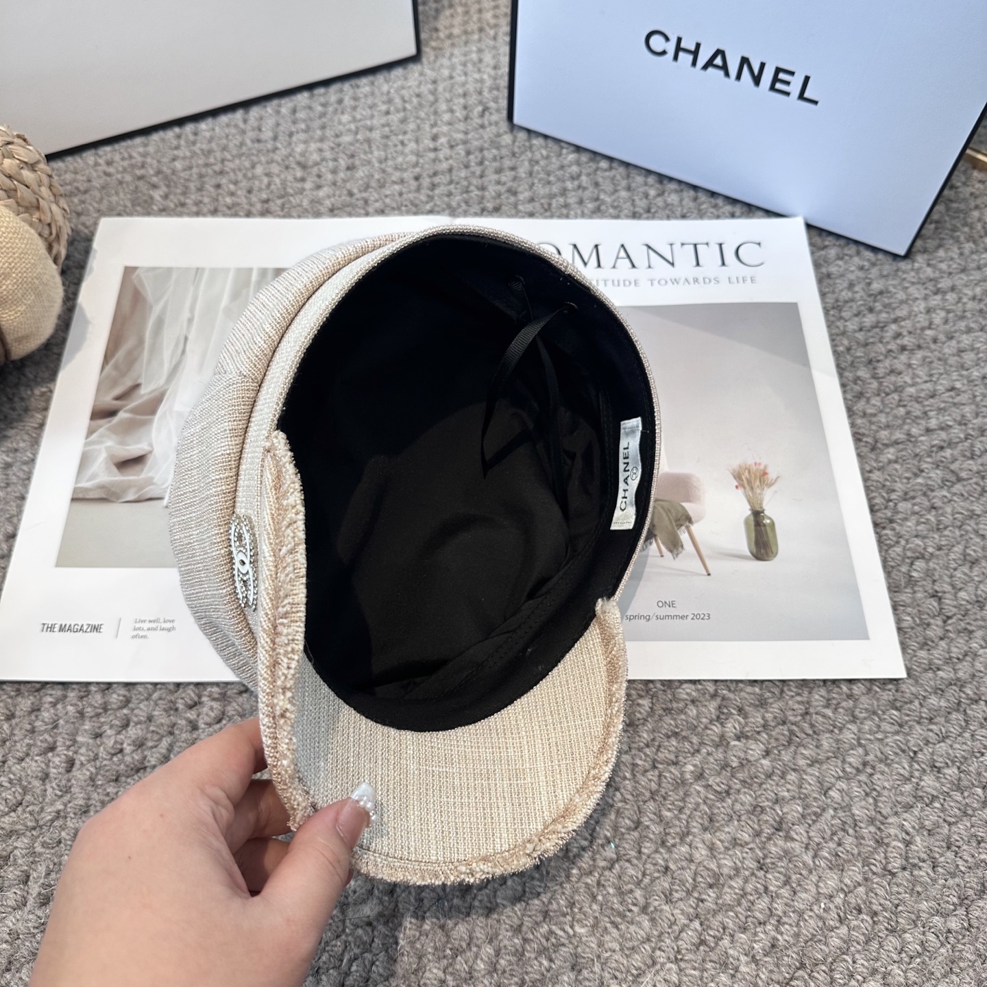 CHANEL高版本 香奈儿 新款军帽 ，简约经典logo，质感超级赞👍，精致大牌范，女神必备神器 