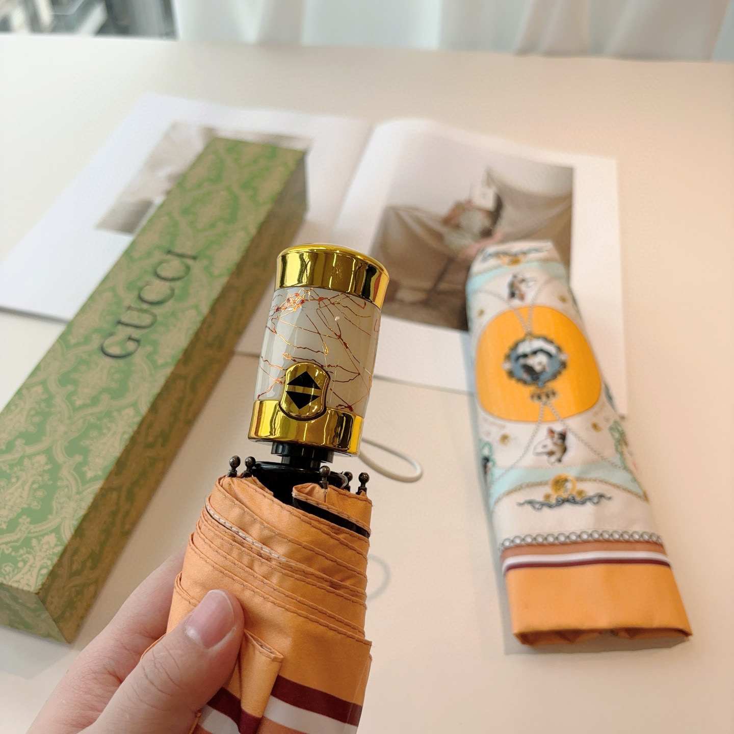 GUCCI（古奇）新款  三折自动折叠晴雨伞 选用台湾进口UV防紫外线伞布 原单代工级品质  🌹