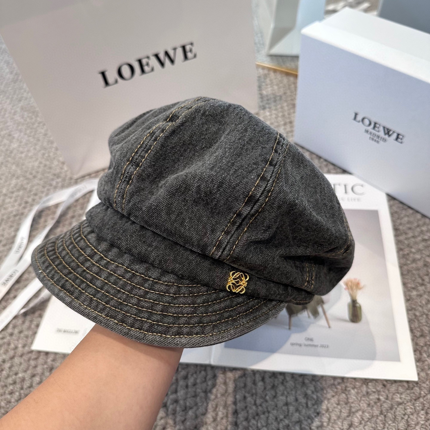  Loewe罗意威 新款复古水洗牛仔八角帽 ，高版本原单品质 简约经典logo，质感超级赞👍，精致大牌范