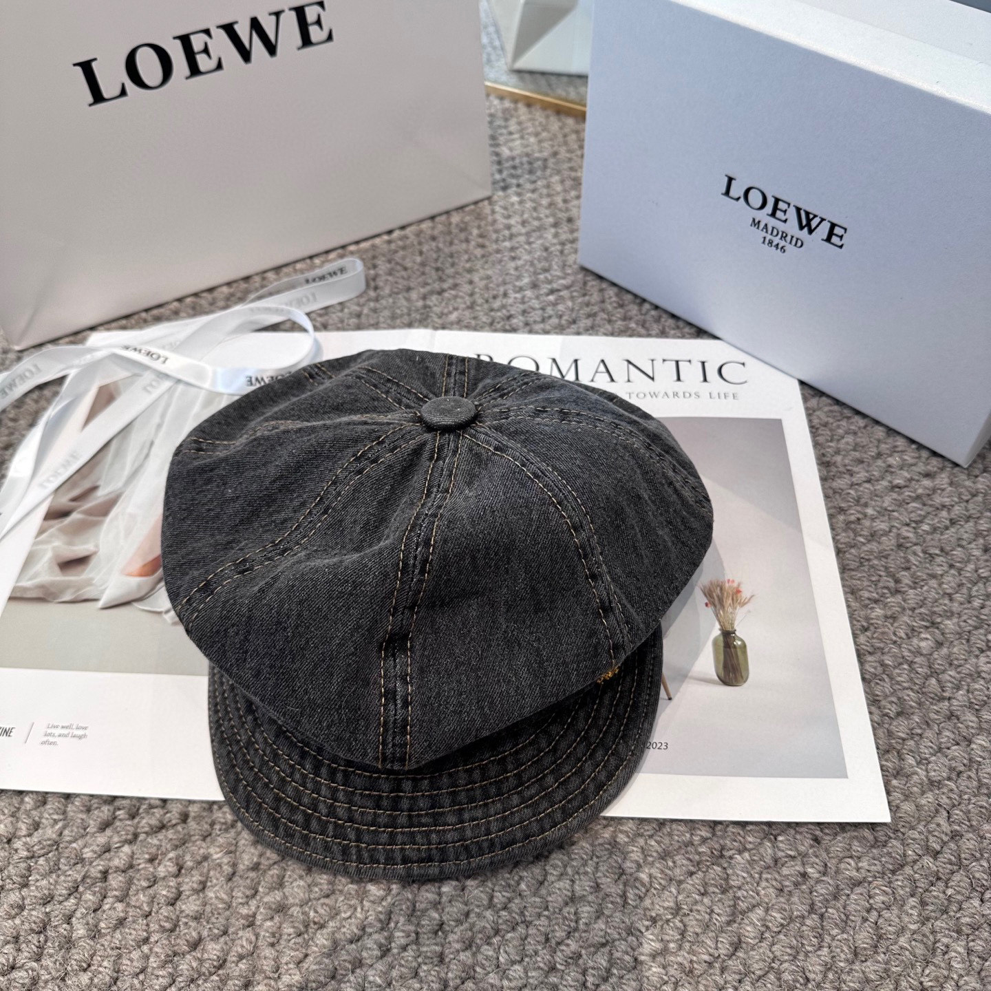  Loewe罗意威 新款复古水洗牛仔八角帽 ，高版本原单品质 简约经典logo，质感超级赞👍，精致大牌范