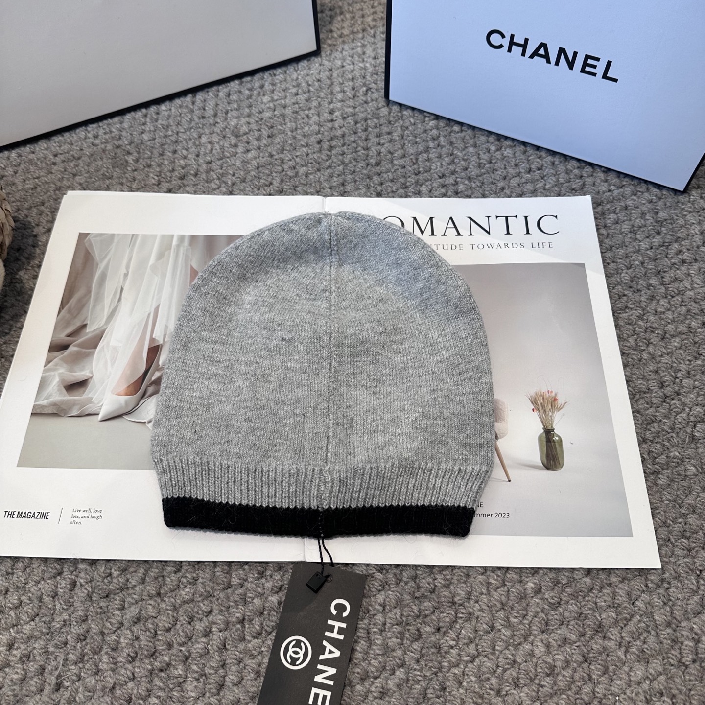 Chanel官网品质香奈儿秋冬网红时尚博主推荐款毛线帽，小红书爆款，手感超柔软舒适的针织线帽，弹性极佳！