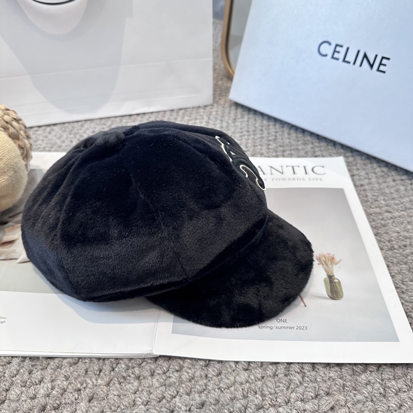 CELINE赛琳韩版八角帽女秋冬加厚保暖毛绒帽子时尚休闲仿兔毛绒潮流时尚