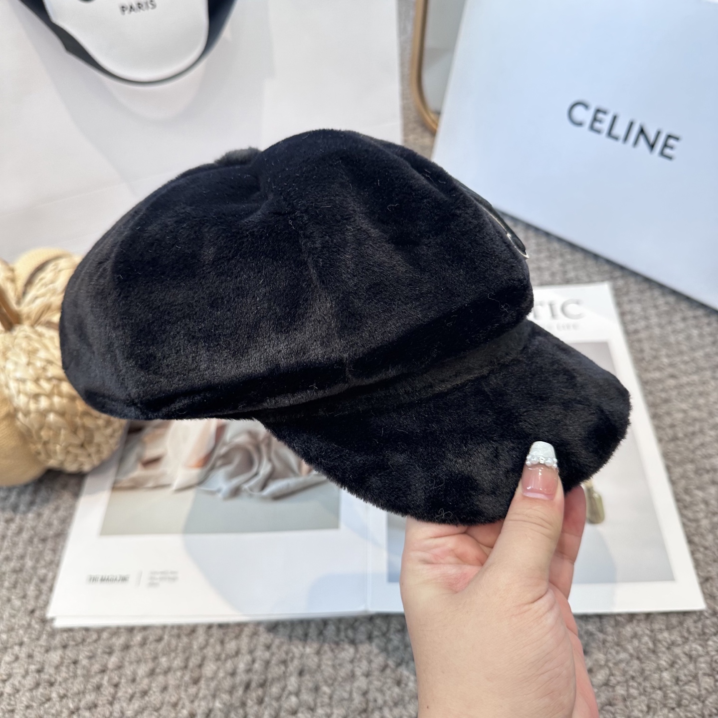 CELINE赛琳韩版八角帽女秋冬加厚保暖毛绒帽子时尚休闲仿兔毛绒潮流时尚