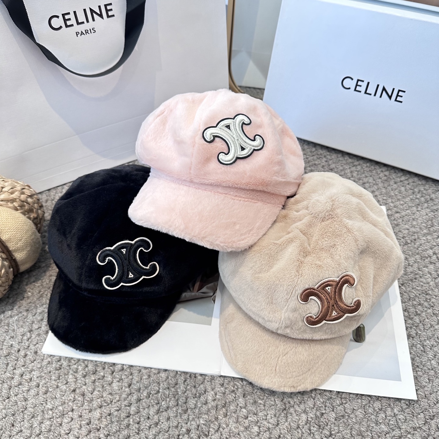 CELINE赛琳韩版八角帽女秋冬加厚保暖毛绒帽子时尚休闲仿兔毛绒潮流时尚