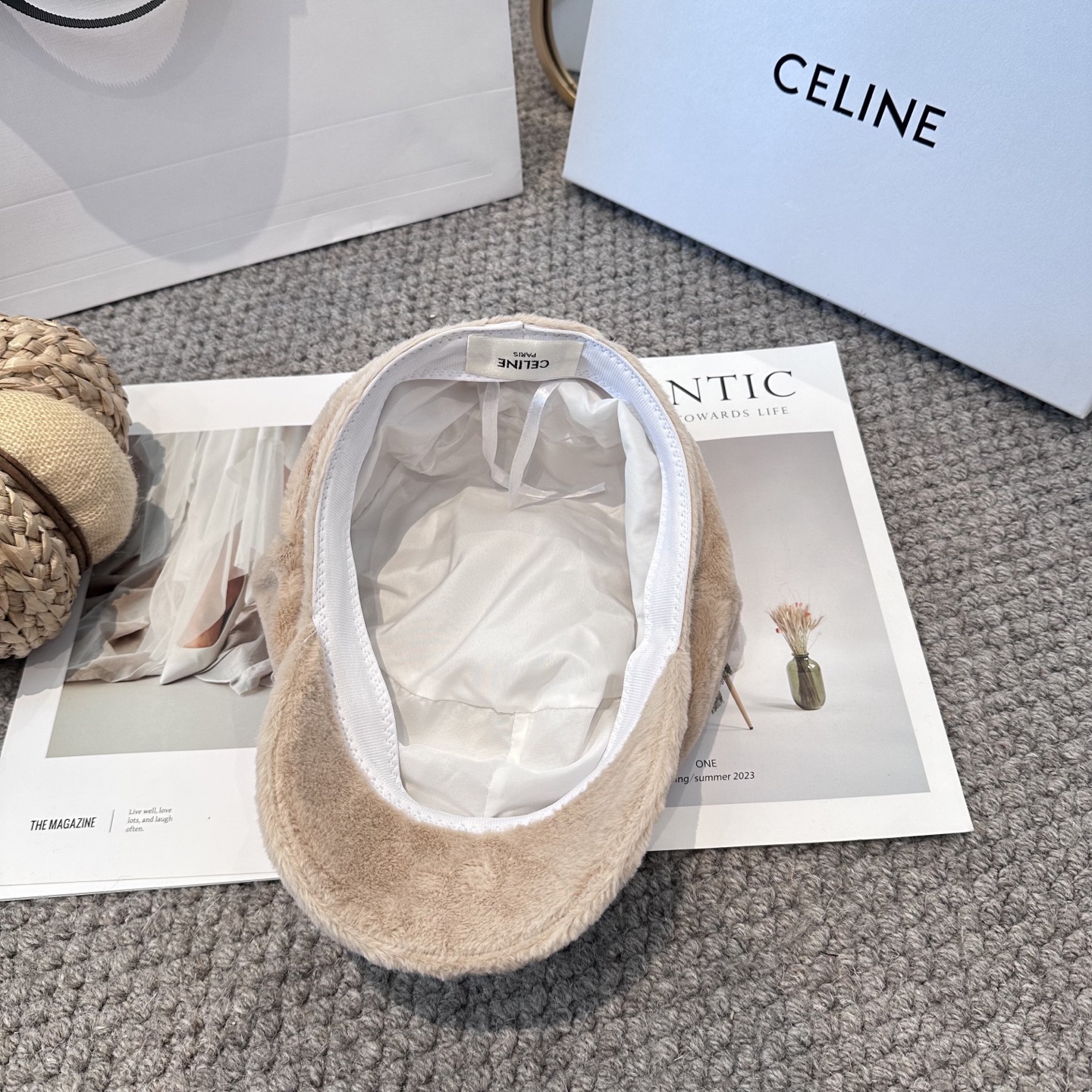 CELINE赛琳韩版八角帽女秋冬加厚保暖毛绒帽子时尚休闲仿兔毛绒潮流时尚