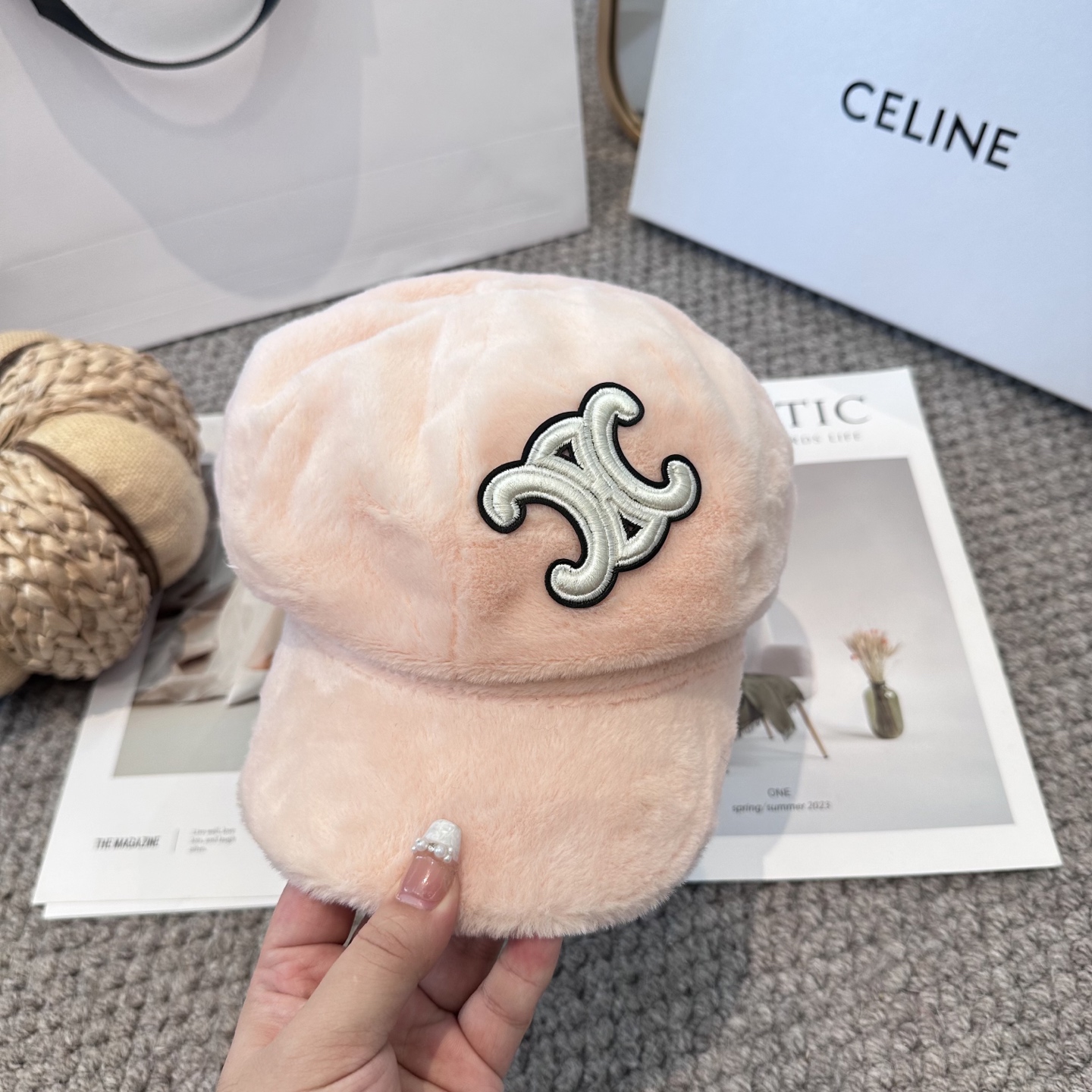 CELINE赛琳韩版八角帽女秋冬加厚保暖毛绒帽子时尚休闲仿兔毛绒潮流时尚