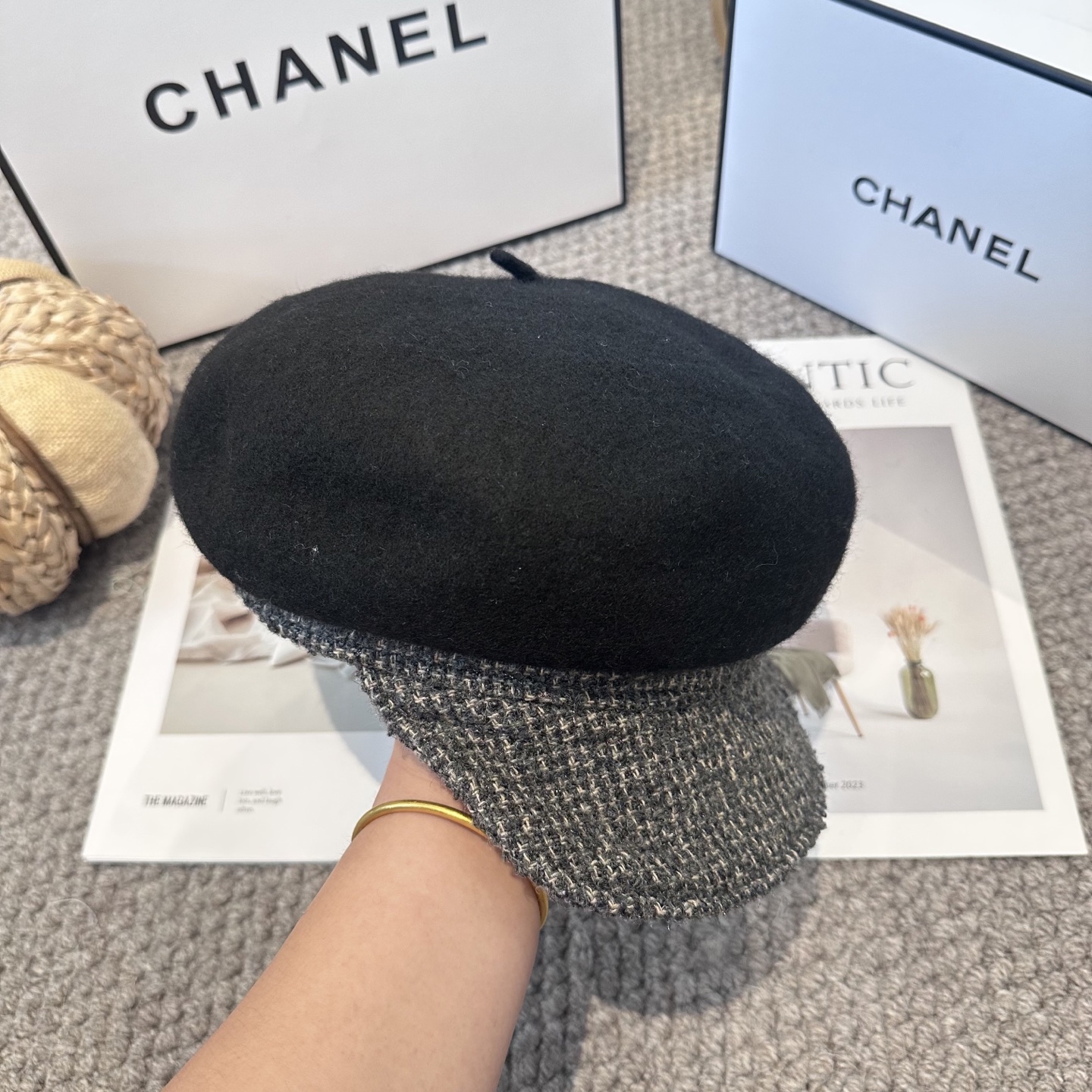  CHANEL 香奈儿 新款羊毛拼接报童帽，高版本原单品质 简约经典logo，质感超级赞👍，精致大牌范，