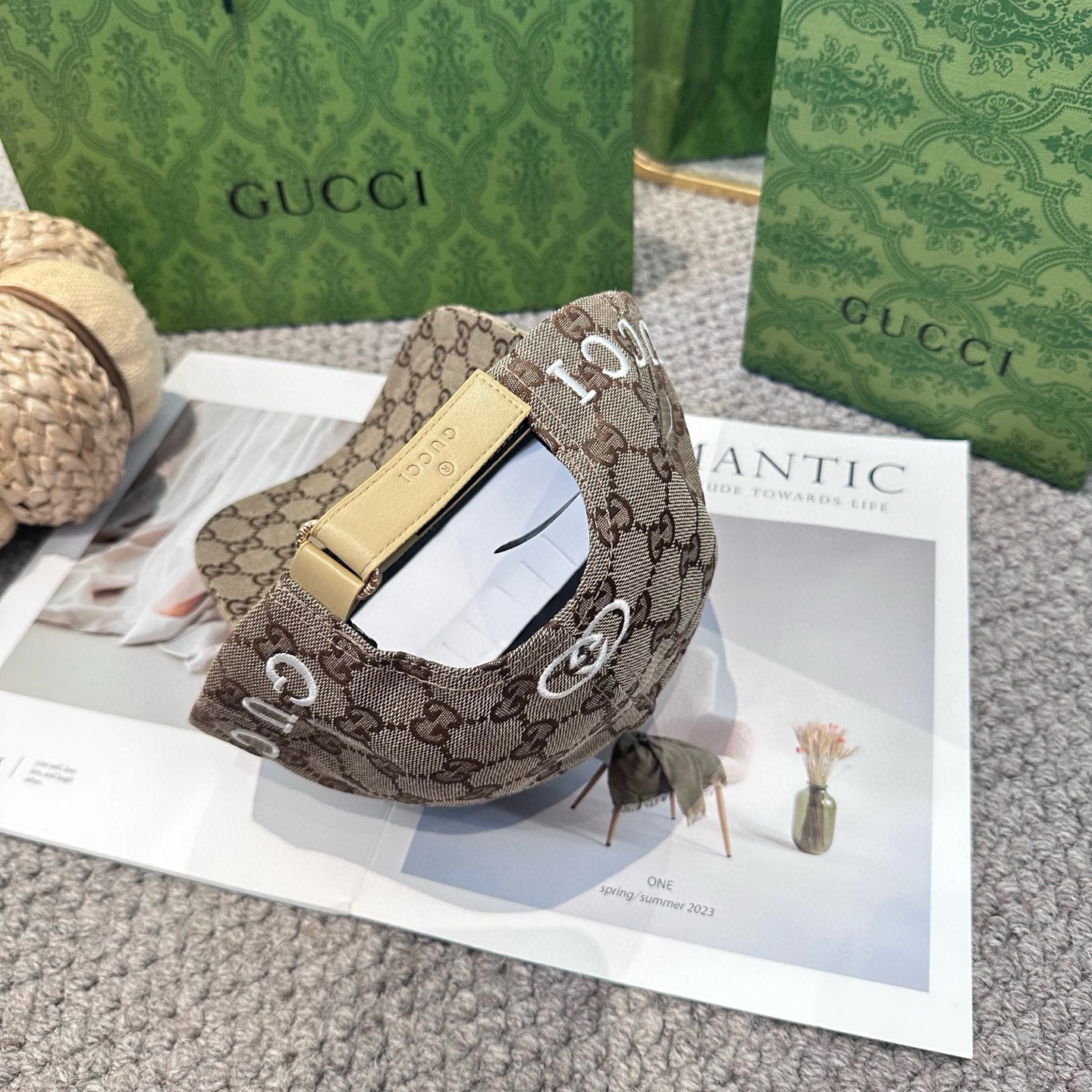  GUCCI古奇棒球帽2025新款gg提花 工艺非常精美 高档大气上档次！低调奢华，方便携带！