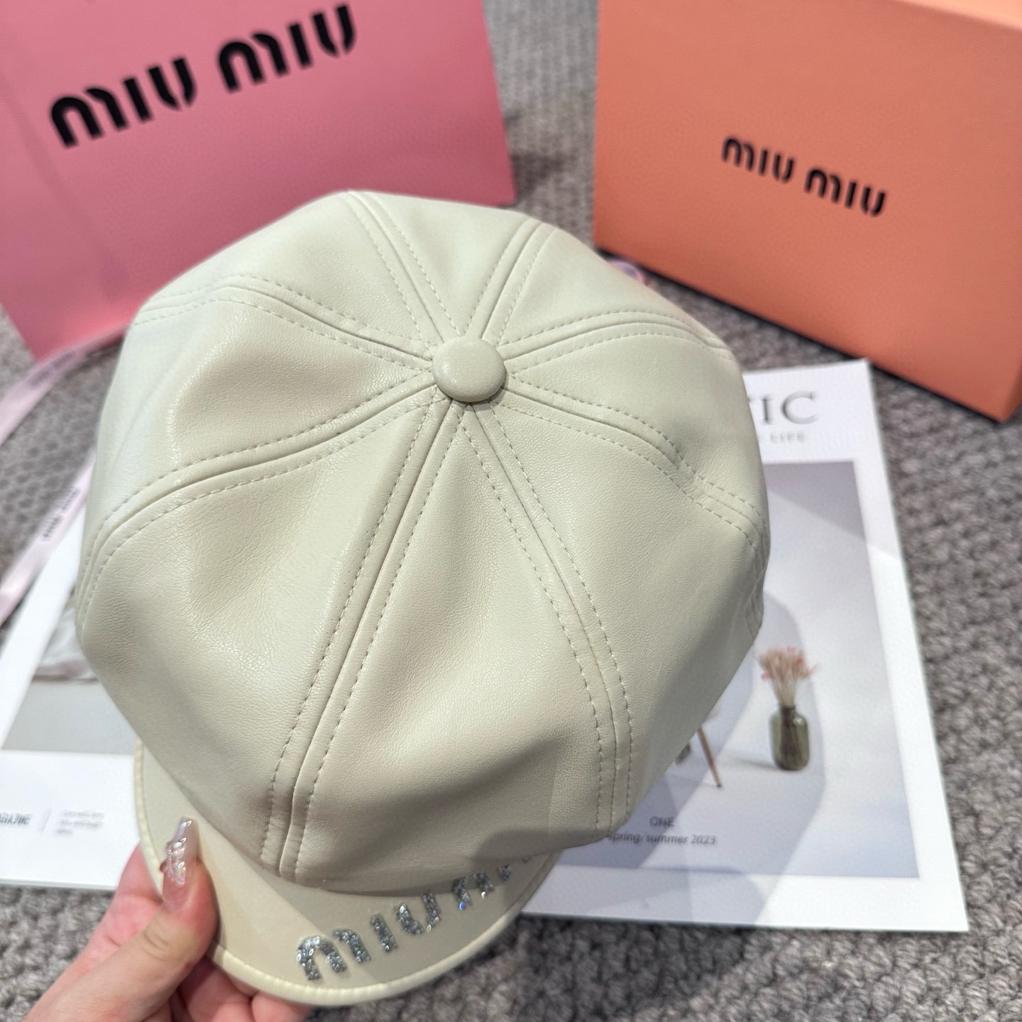  miumiu缪缪 新款贝雷帽女秋冬百搭辣妹个性显脸小 不挑人的帽型 