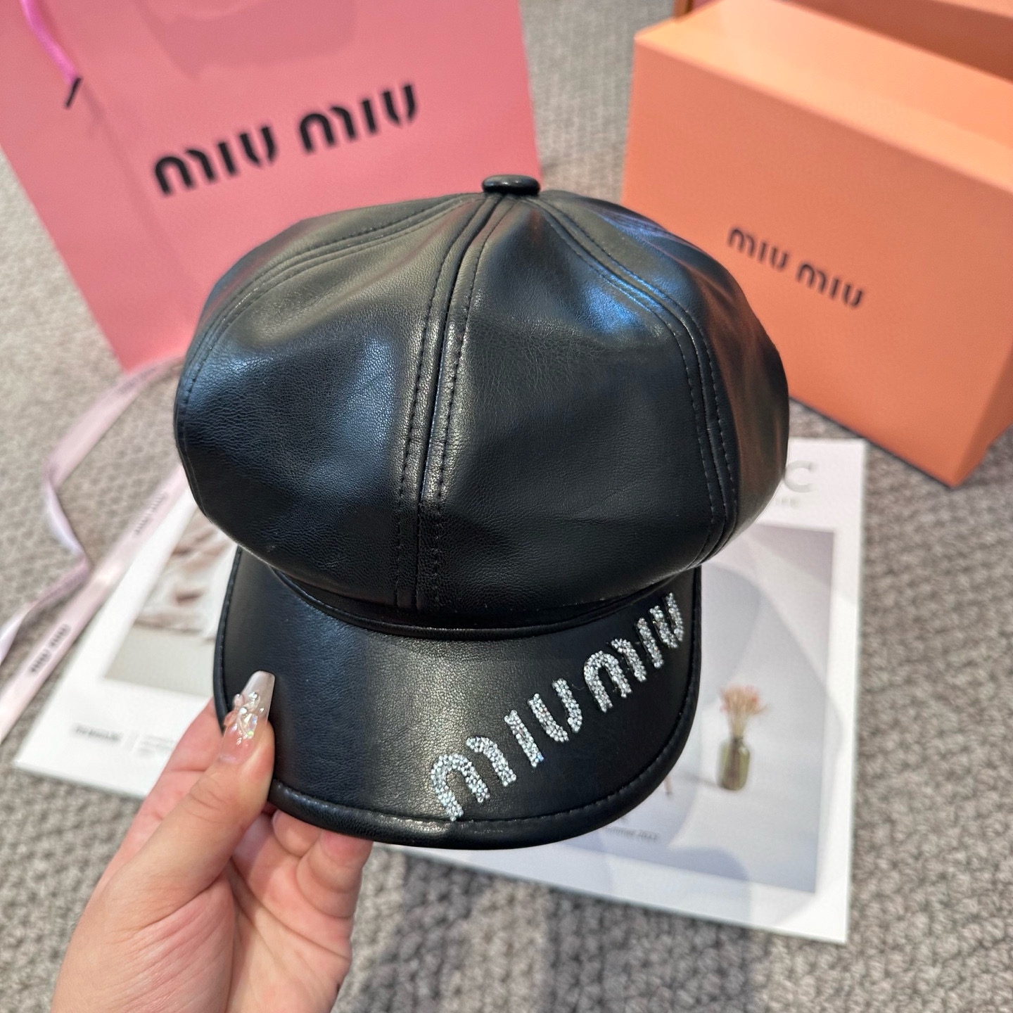  miumiu缪缪 新款贝雷帽女秋冬百搭辣妹个性显脸小 不挑人的帽型 