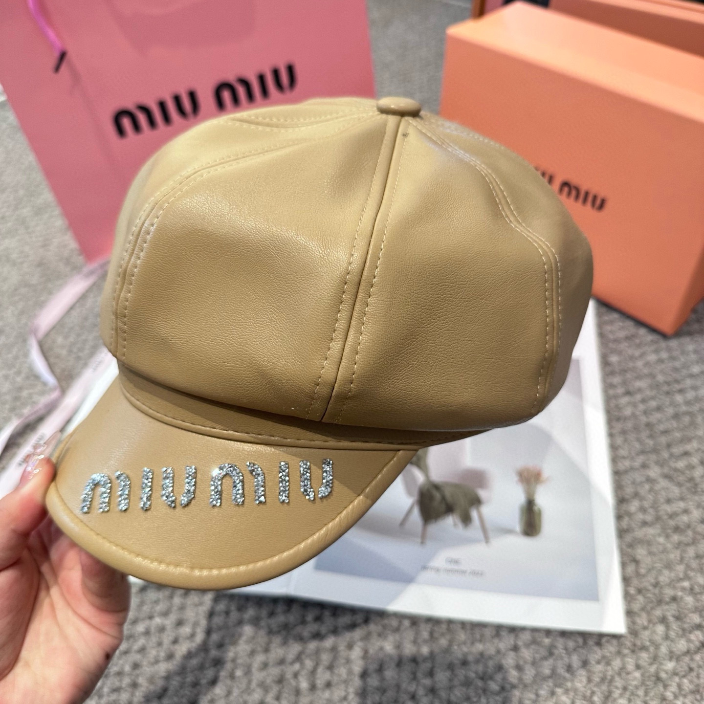  miumiu缪缪 新款贝雷帽女秋冬百搭辣妹个性显脸小 不挑人的帽型 