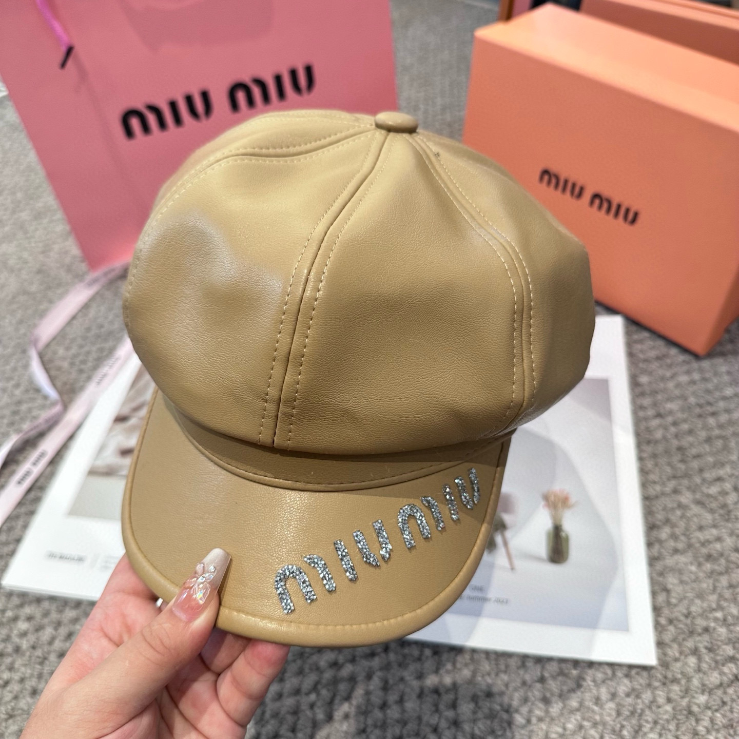  miumiu缪缪 新款贝雷帽女秋冬百搭辣妹个性显脸小 不挑人的帽型 