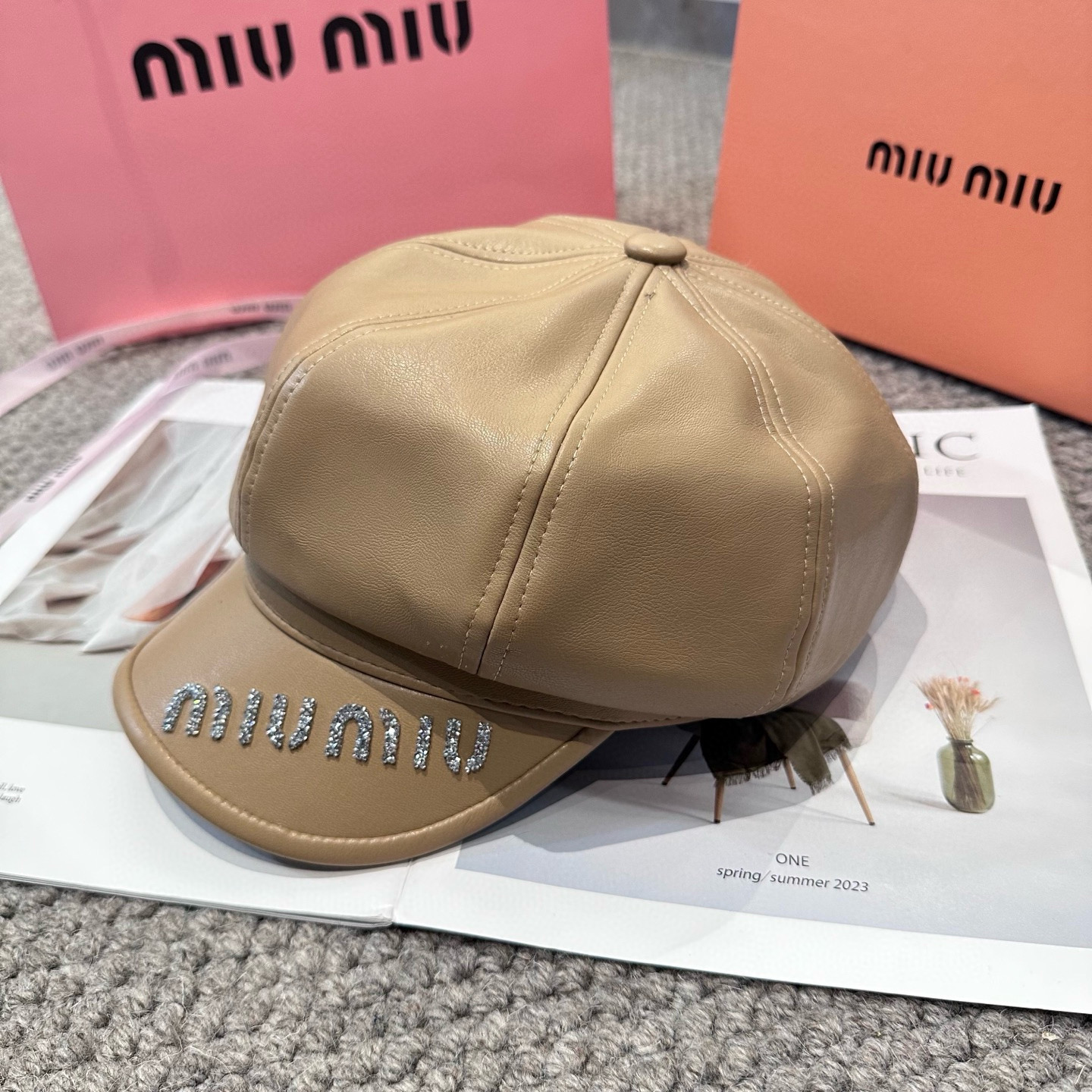  miumiu缪缪 新款贝雷帽女秋冬百搭辣妹个性显脸小 不挑人的帽型 