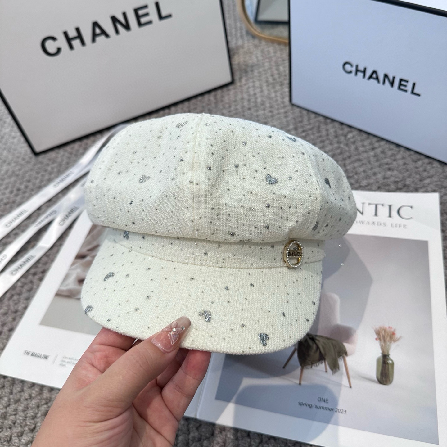  CHANEL 香奈儿 新款八角帽 ，高版本原单品质 简约经典logo，质感超级赞👍，精致大牌范，女神必